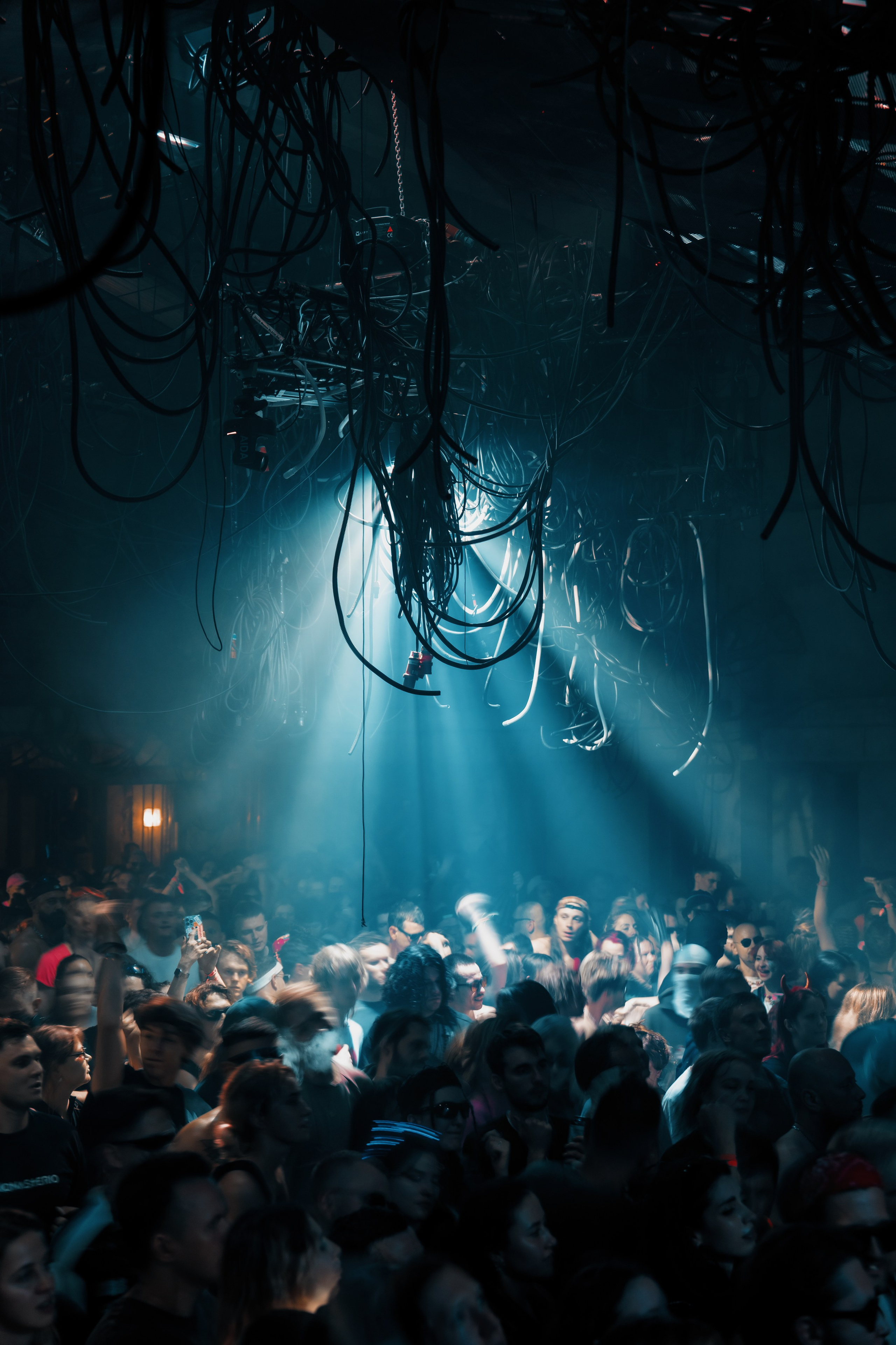 Outline 2024. @tomrus: Рустам Шагиморданов — фотограф