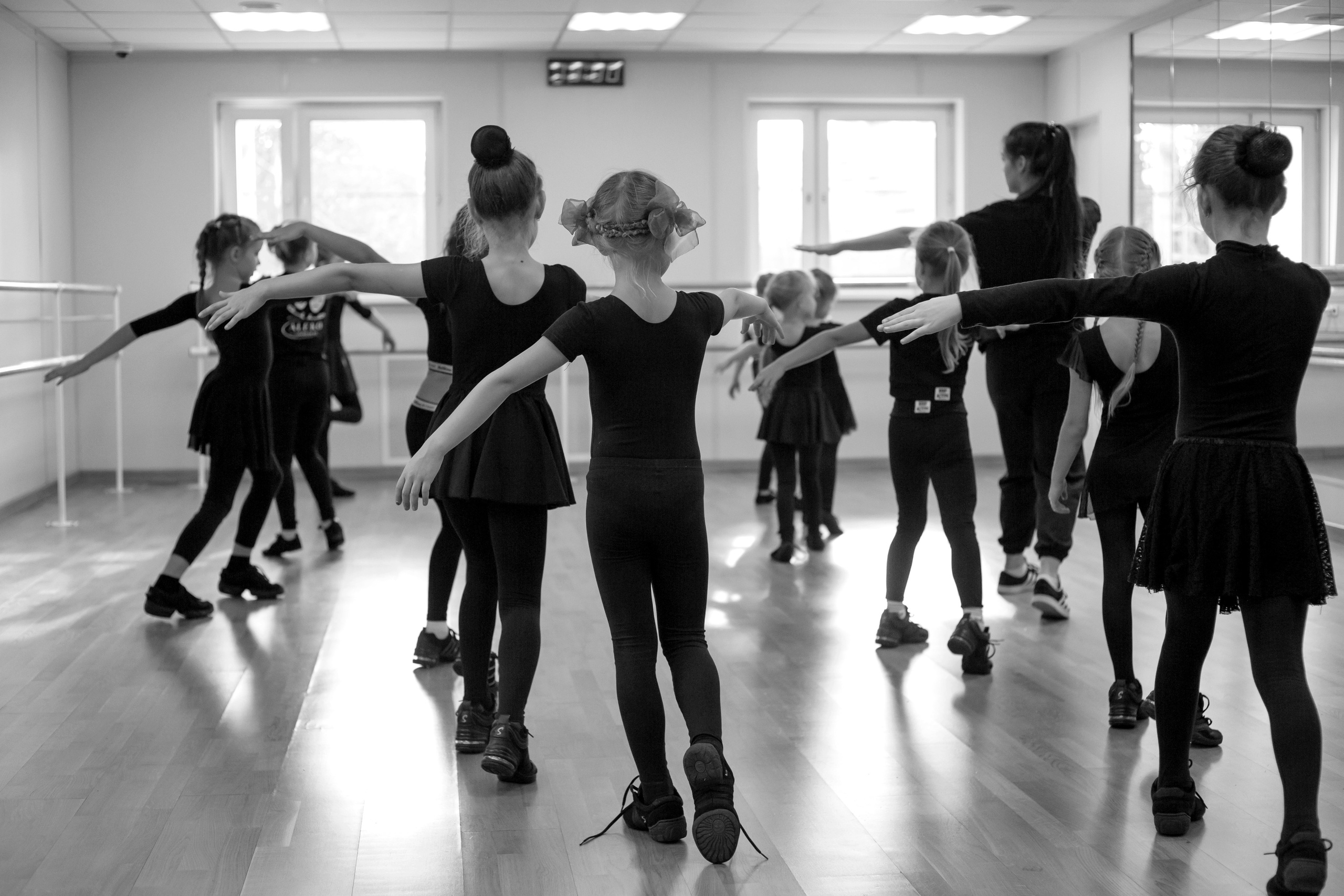 Танцевальные занятия младшая группа. Театр на льду «Алеко». Репортажный фотограф в Москве