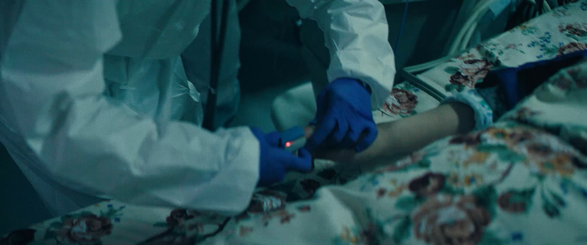 Цветокоррекция ролика «Коронавирус». Цветокоррекция и мастеринг видео в Санкт-Петербурге — Антон Евтягин