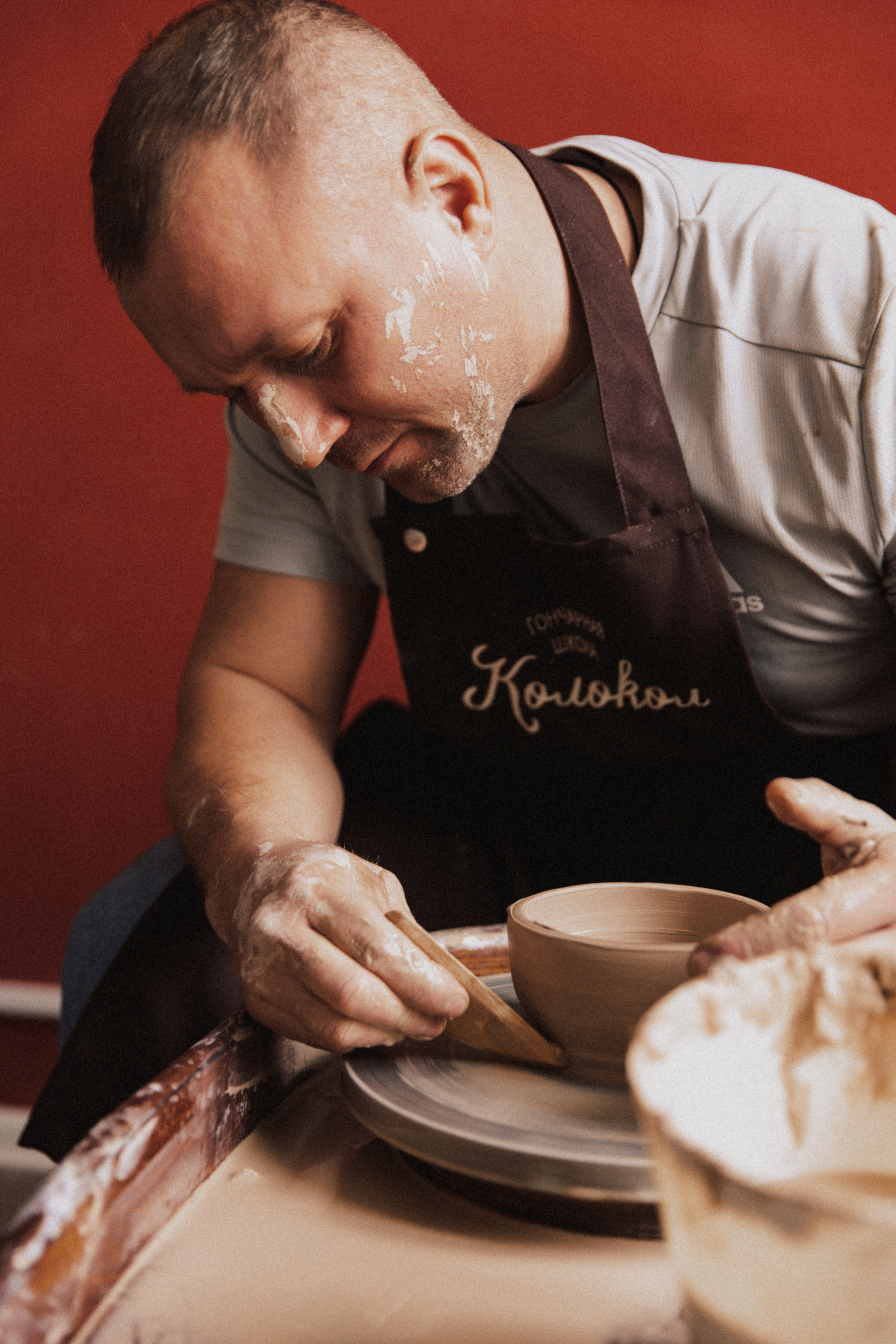 Настя и Рома. Свидание в гончарной мастерской. Свадебный и семейный фотограф Егорова Юлия