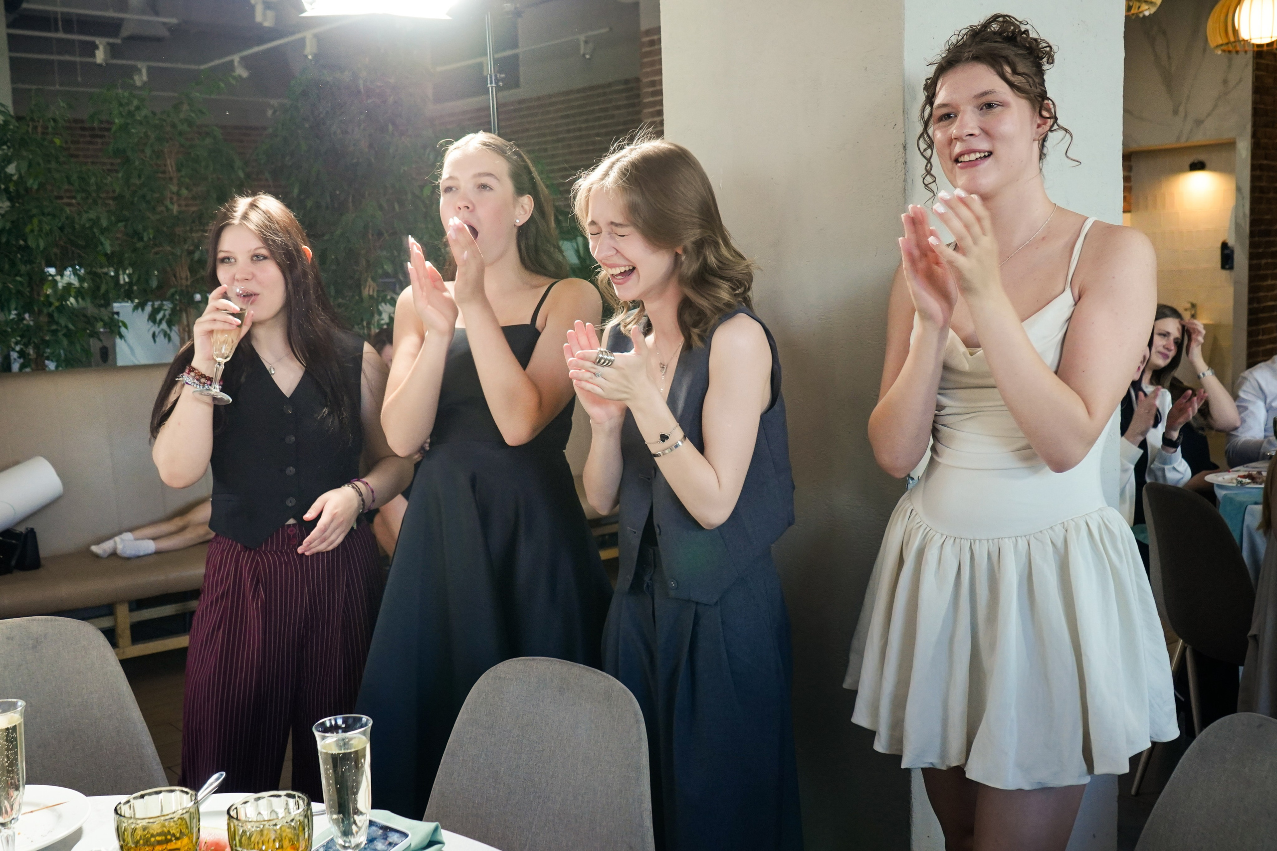 Выпускной вечер, гимназия № 40, 9 класс. Семейный и портретный фотограф в Екатеринбурге Анна Лобанова