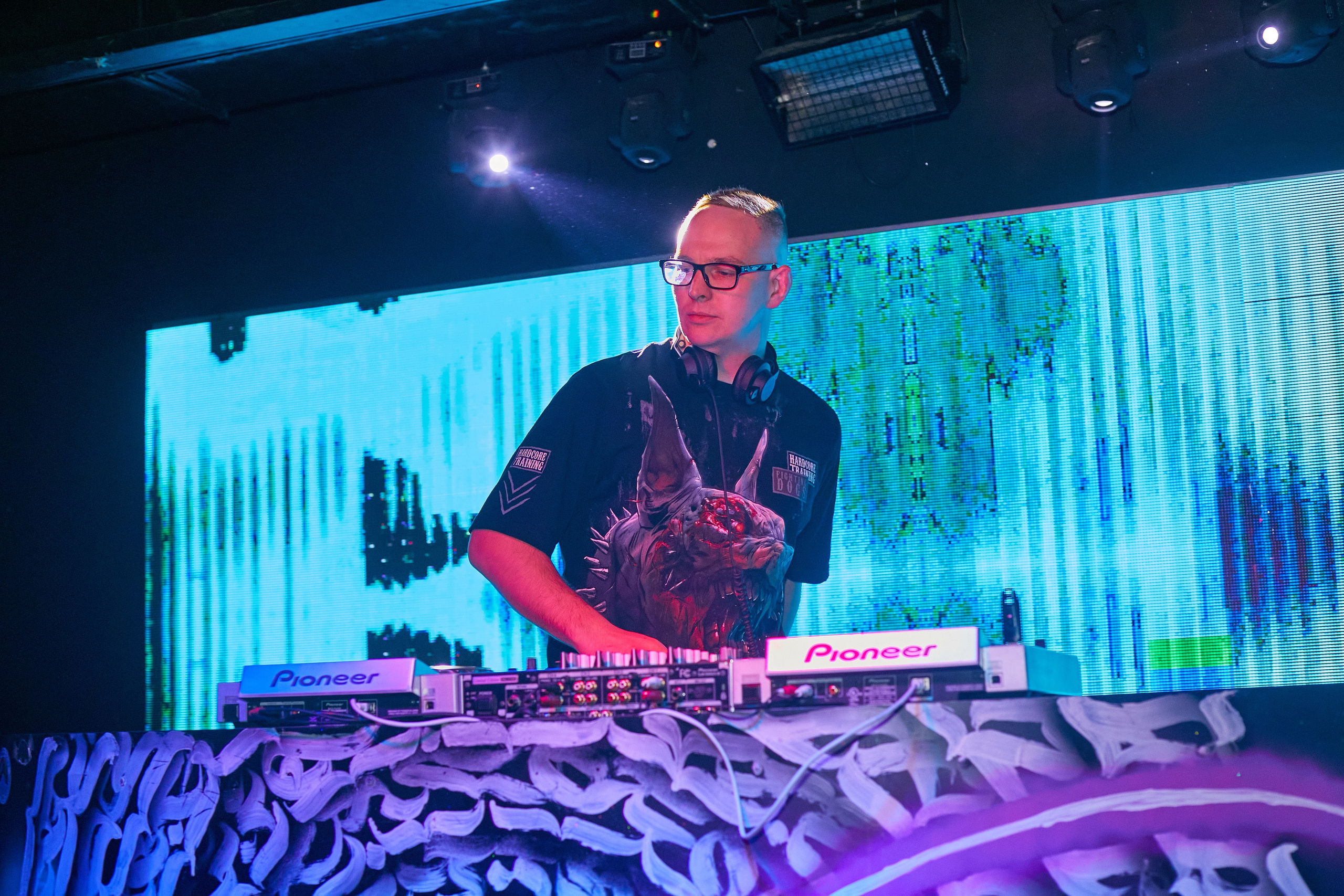 «Тяжелые четверги» 19/10/23. Свадебный и креативный фотограф в ЮФО и МСК