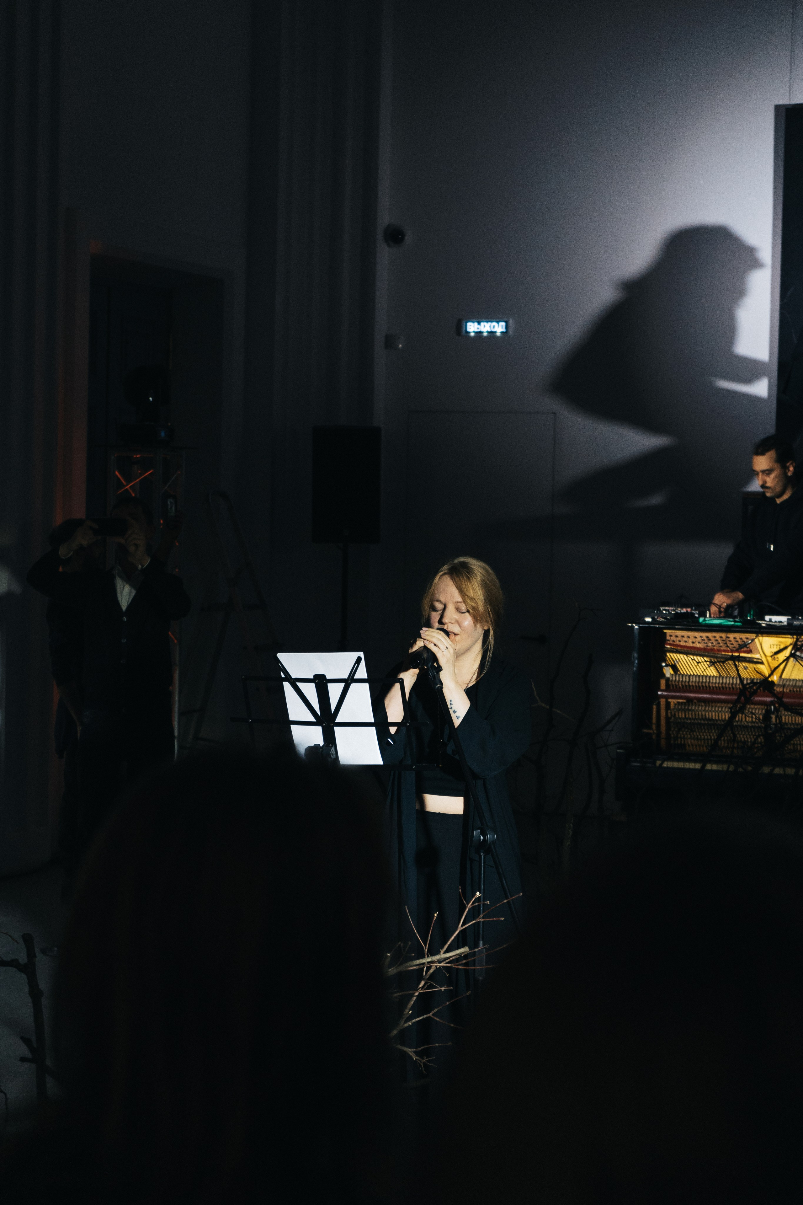 Выставка Юрия Литарова. Всё рождается. Всё продолжается. Портретный фотограф Нижний Новгород