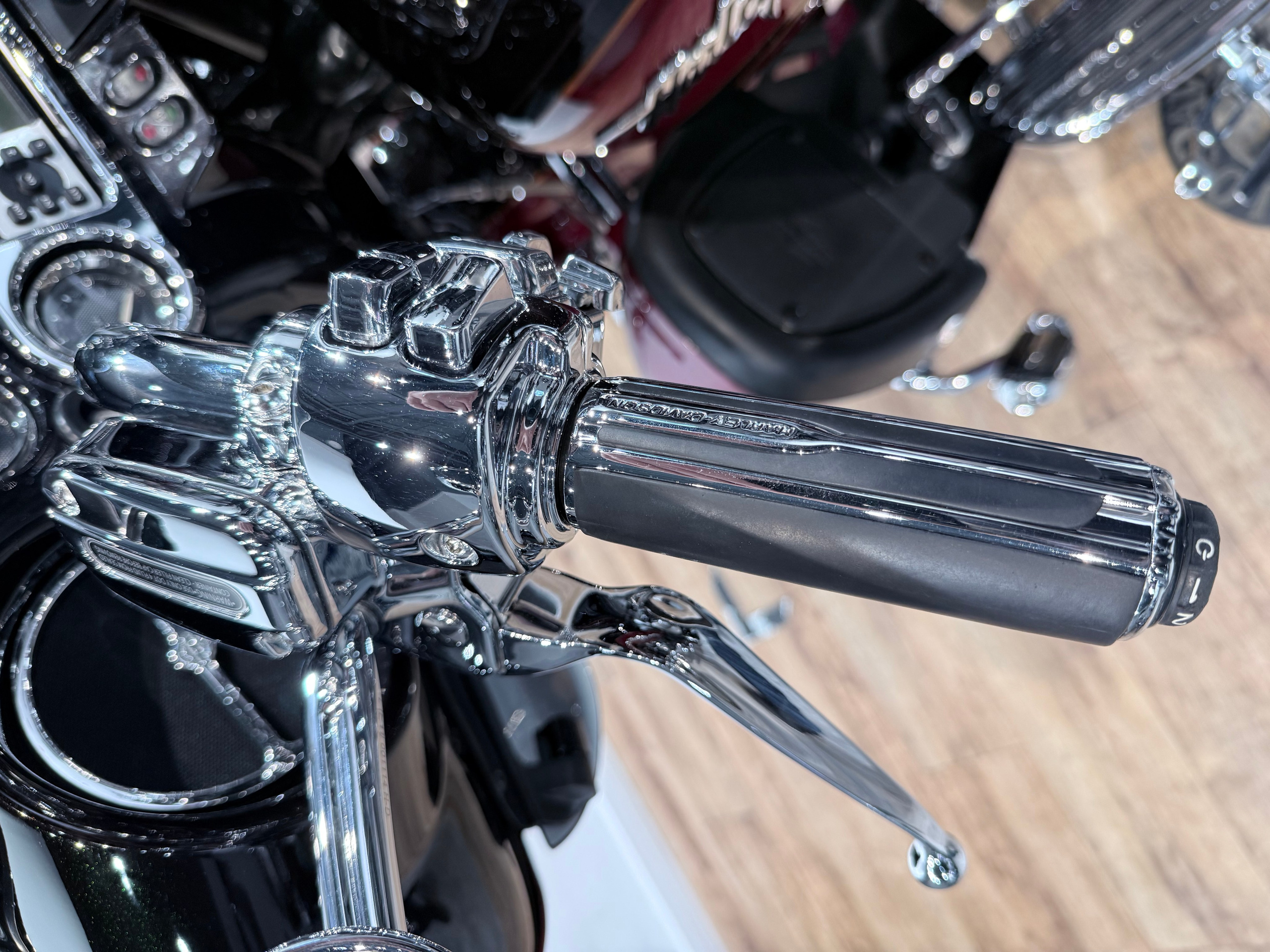 CVO Limited 110 (Exclusive Black Ember & Rio Red). Hello Davidson, Москва. Только хорошие мотоциклы…