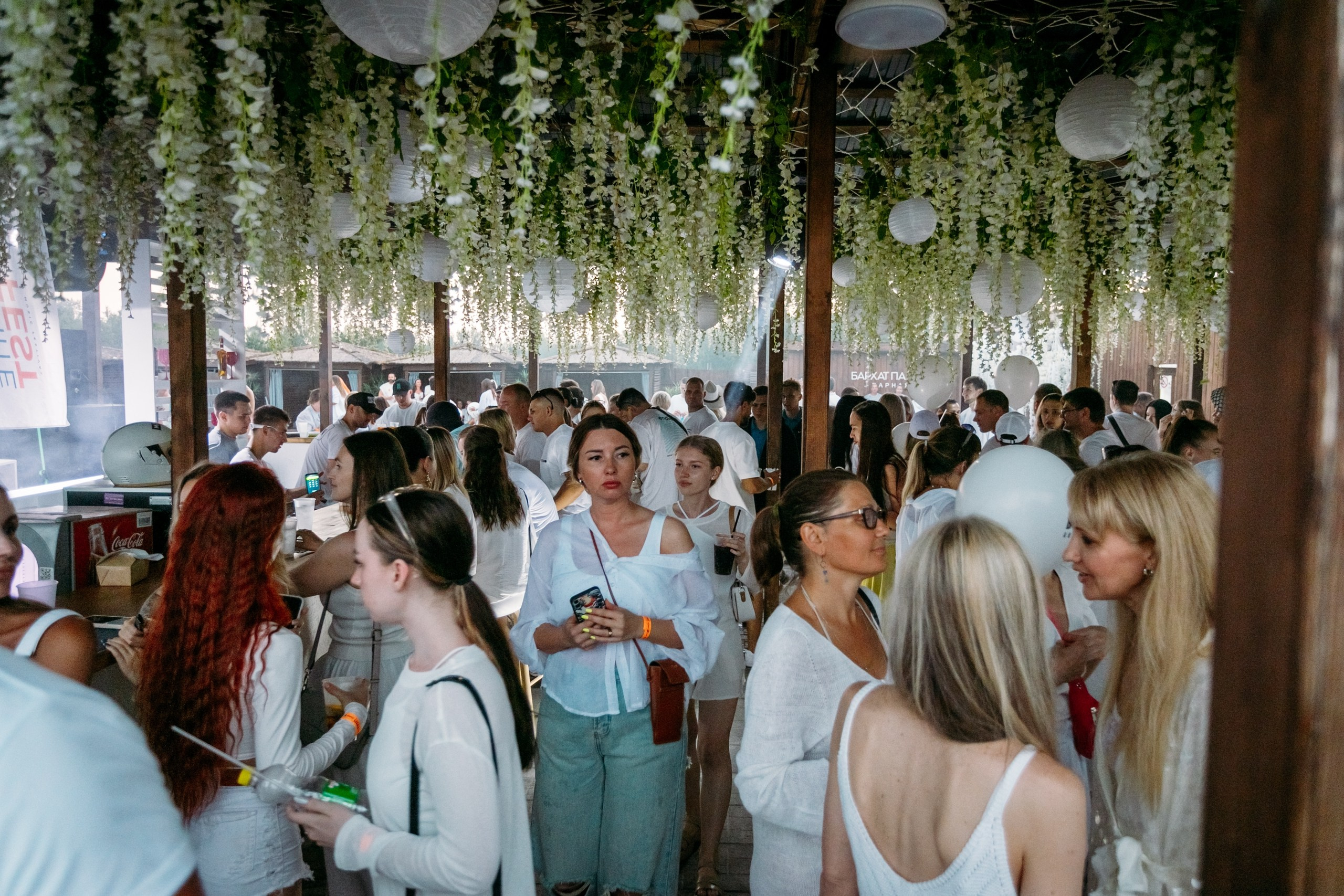 White Party @ Бархат парк. Репортажный фотограф Максим Полянский. Москва, Санкт-Петербург, Красноярск