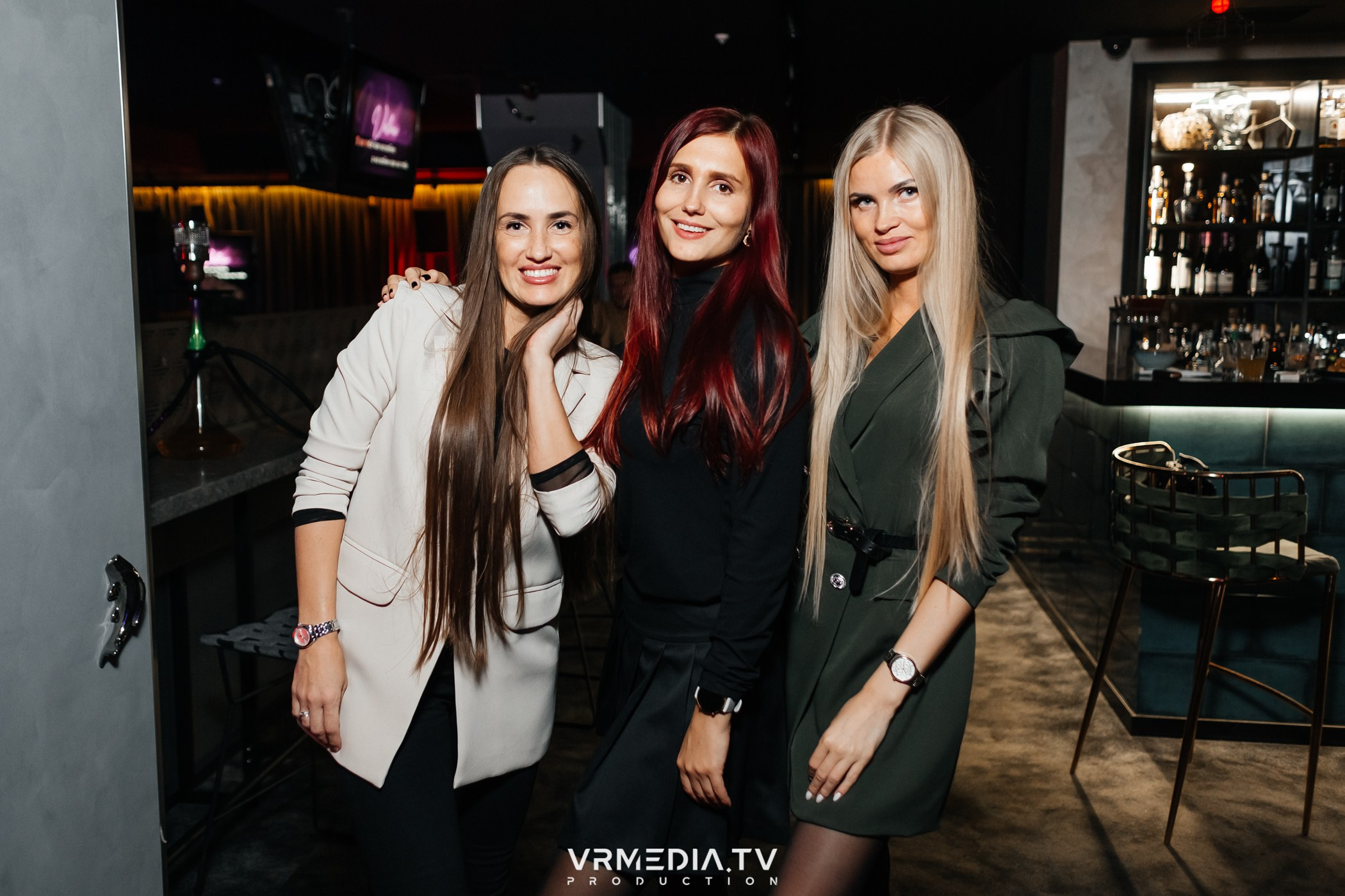 POP-STAR PARTY в караоке-баре «Volna»