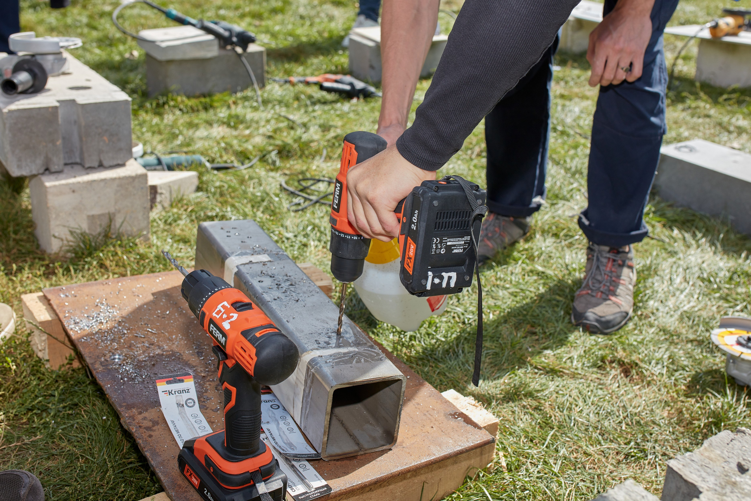 Форм электромонтажников Rexant и Kranz. Коммерческий фотограф в Москве Павел Володин — фотосъемка для бизнеса