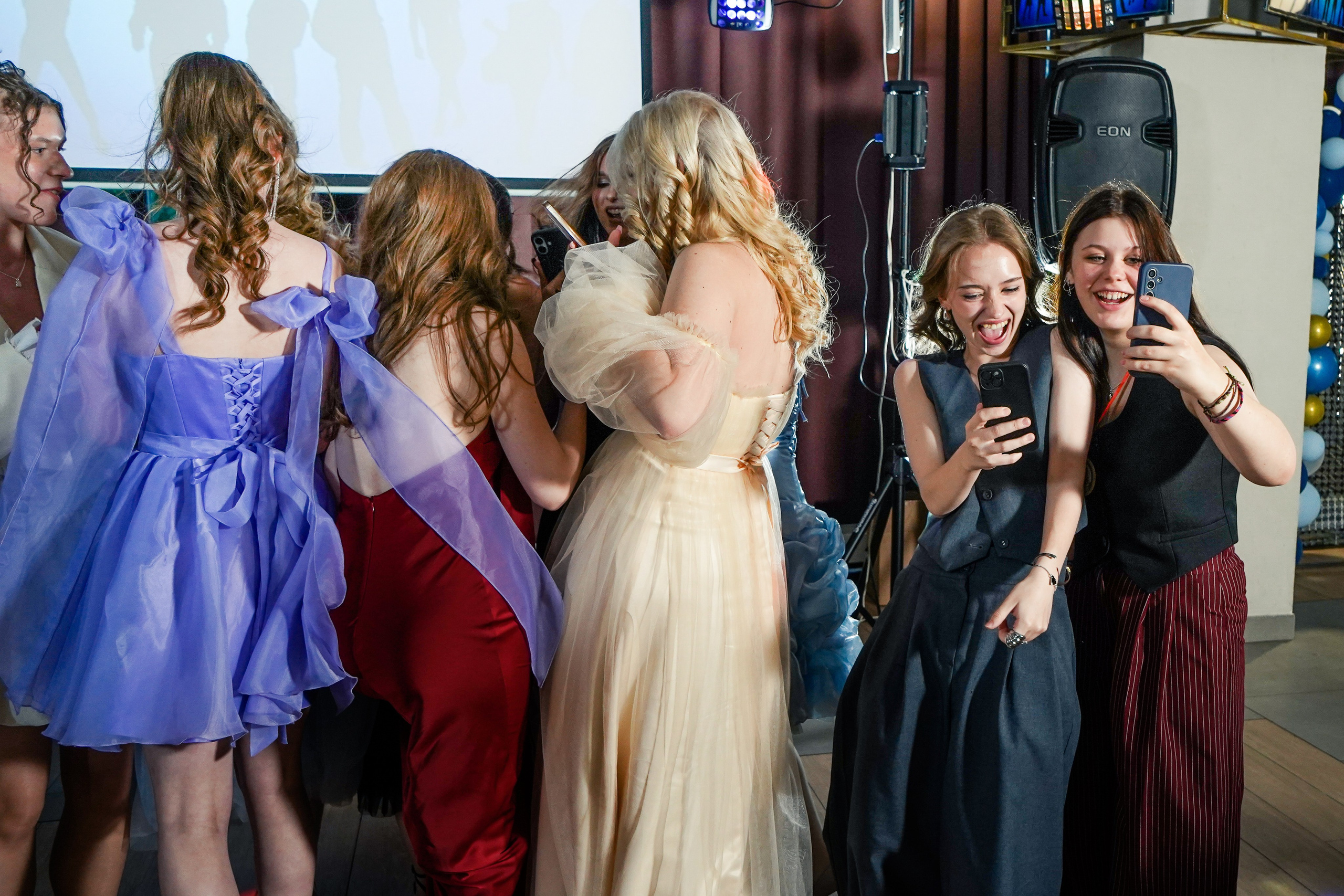 Выпускной вечер, гимназия № 40, 9 класс. Семейный и портретный фотограф в Екатеринбурге Анна Лобанова