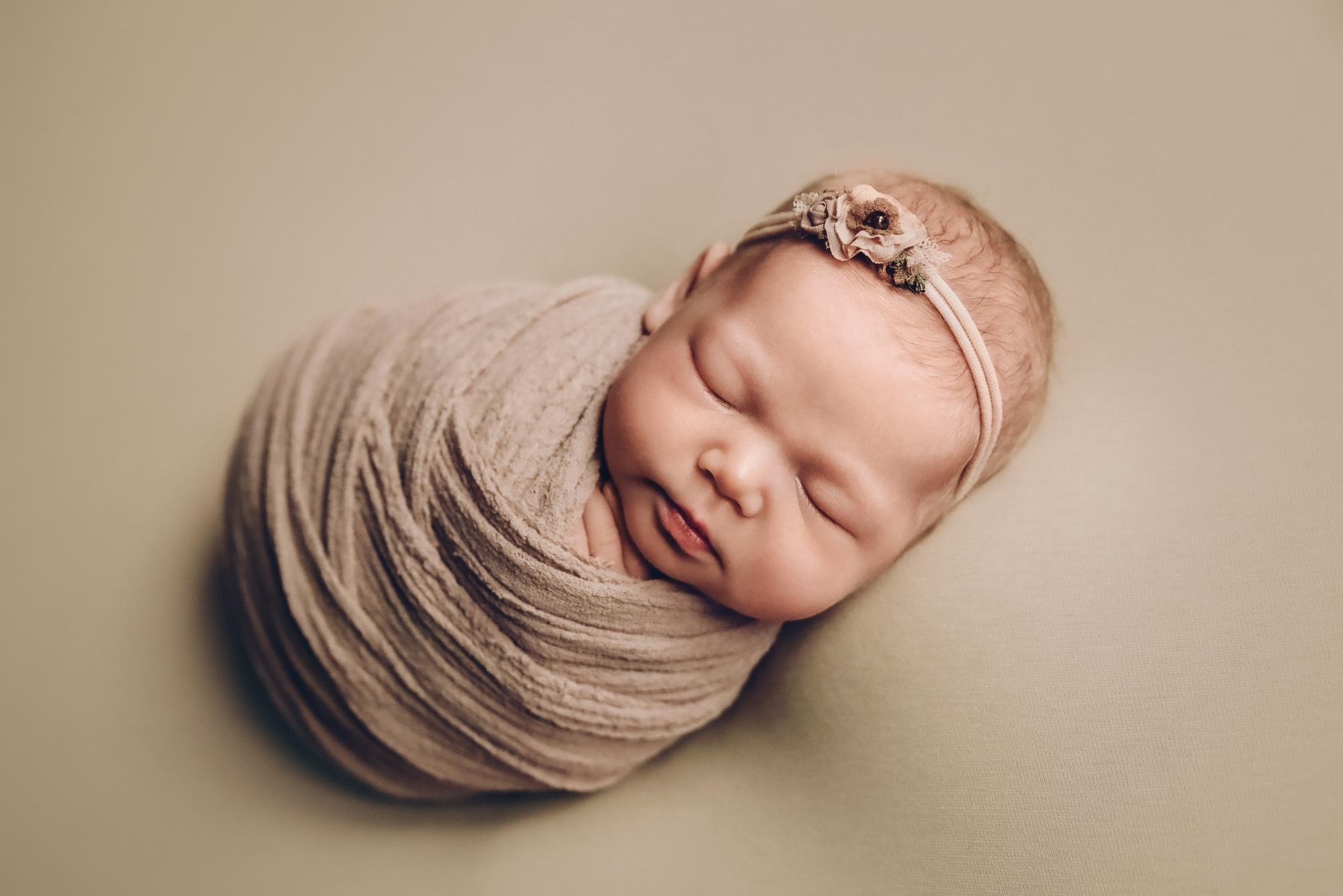 Новорожденные. Семейный фотограф и фотограф новорожденных в Санкт-Петербурге Алевтина