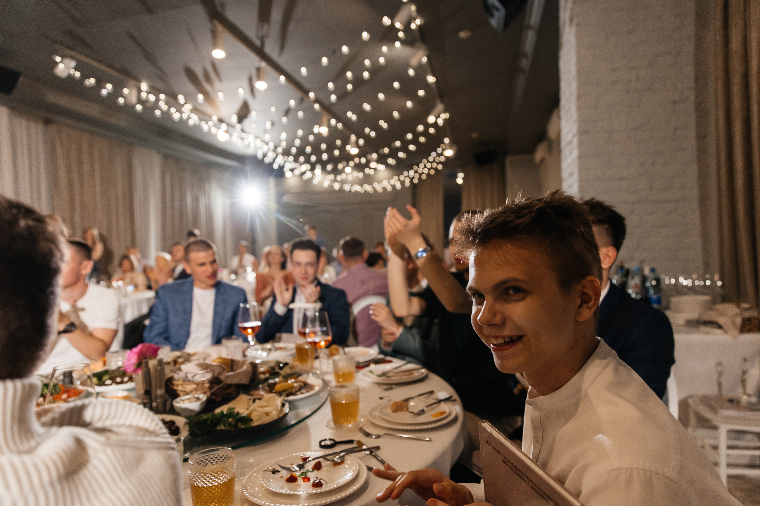 2023-06-23 Выпускной МБОУ СОШ № 10. Фотограф в Красноярске