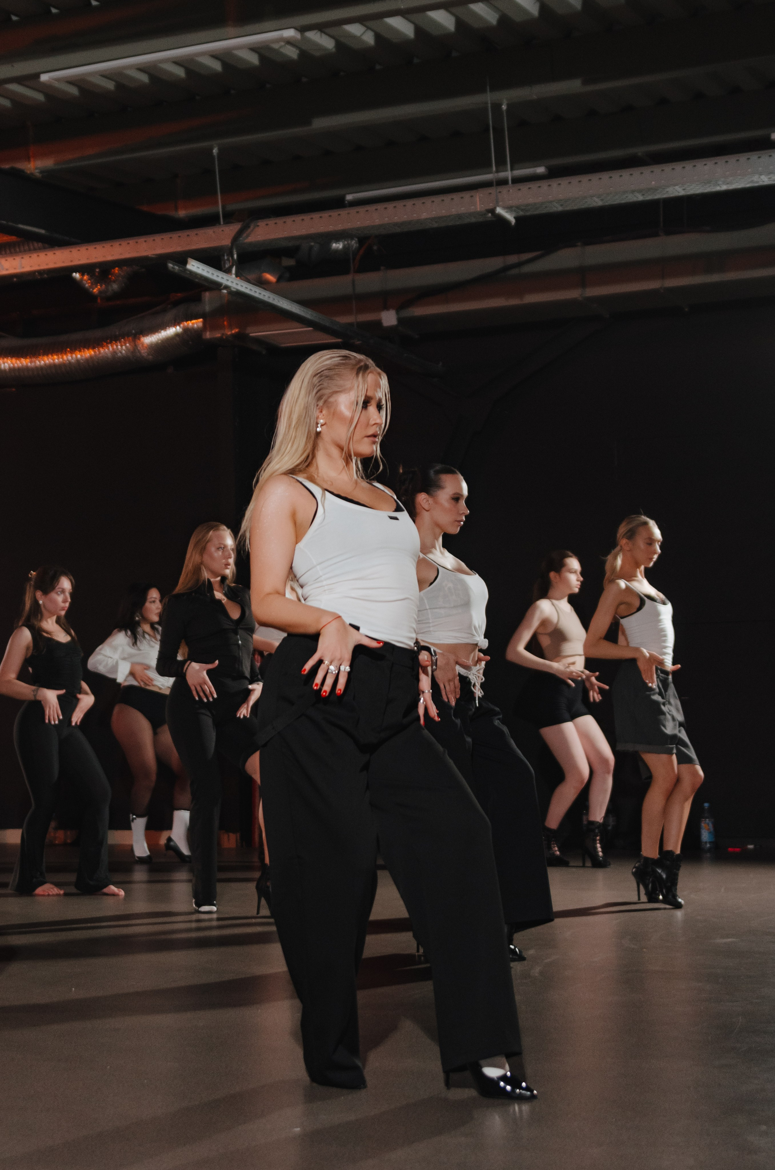 Birthday heels class Екатерины Ингачевой. Денисова Аля — фотограф для парных съемок и индивидуальных историй в Барнауле