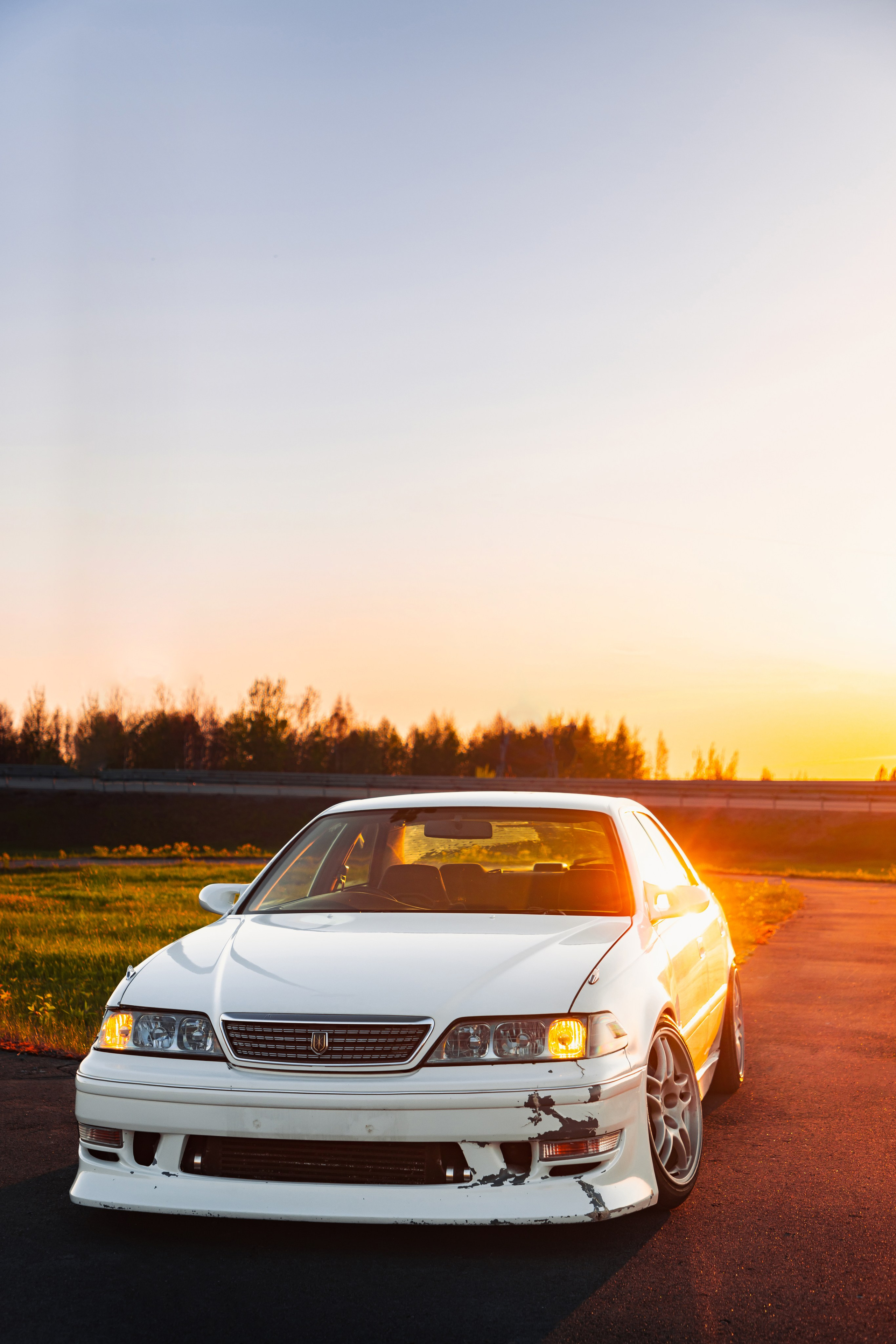 Toyota Mark II JZX100 на закате