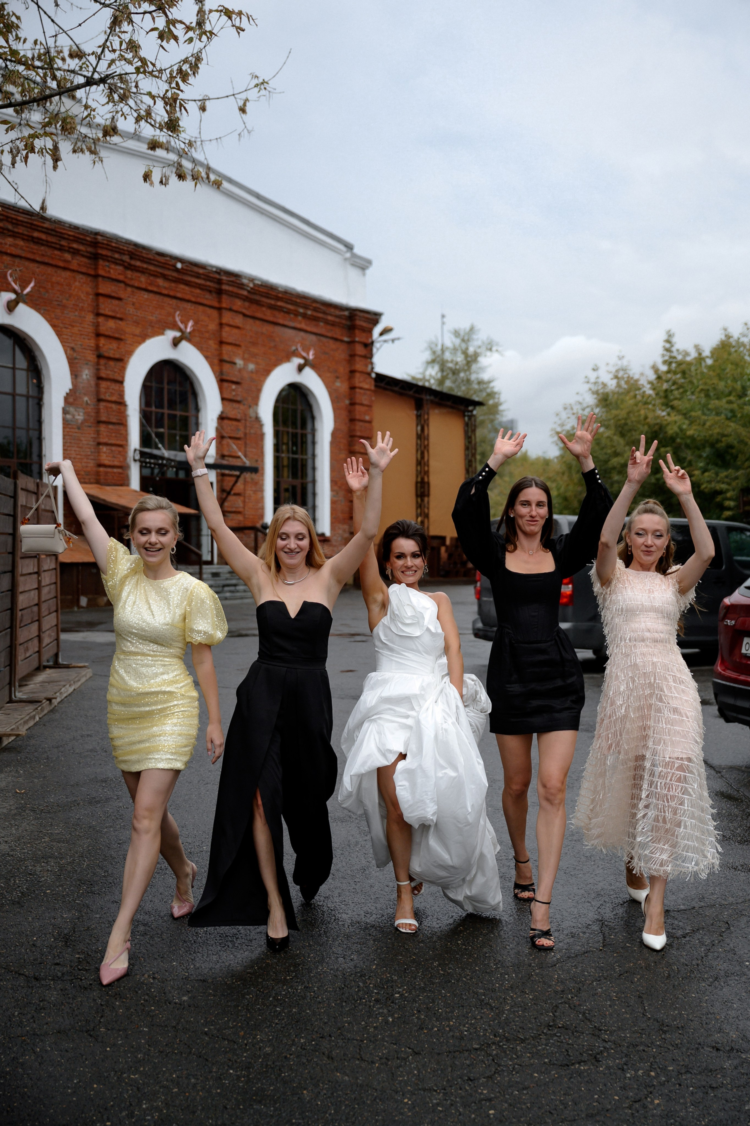 23.08.2024. RETOUCH-HOUSE