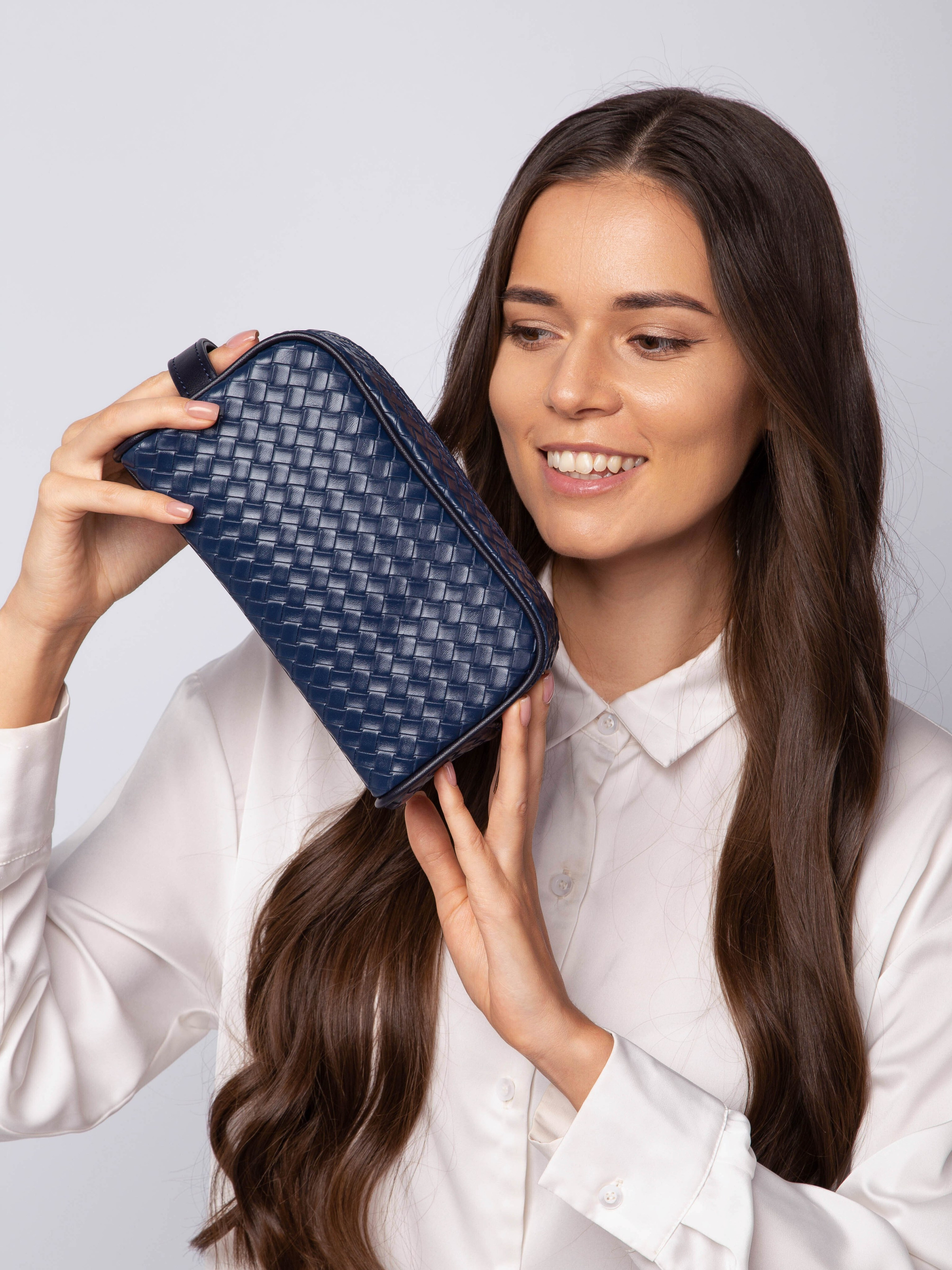 Профессиональная модельная съёмка косметичек для каталогов. Фотограф Анна Татаурова | Авторская фотосъемка в Москве