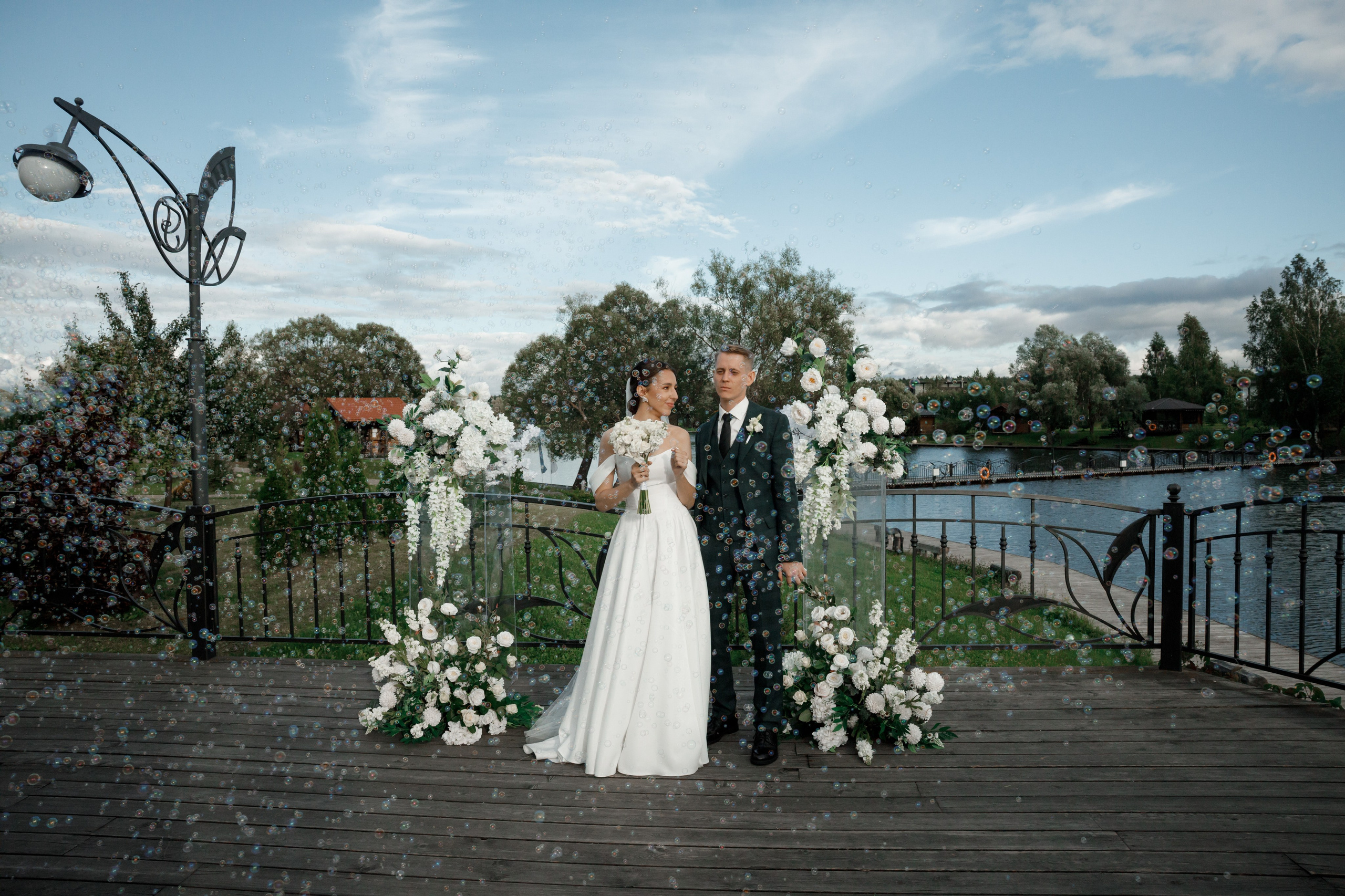 Регистрация в отеле Fish Point, ЗАГС Бутово, прогулка в Остафьево. Свадебный и репортажный фотограф (Москва, Королев и другие)