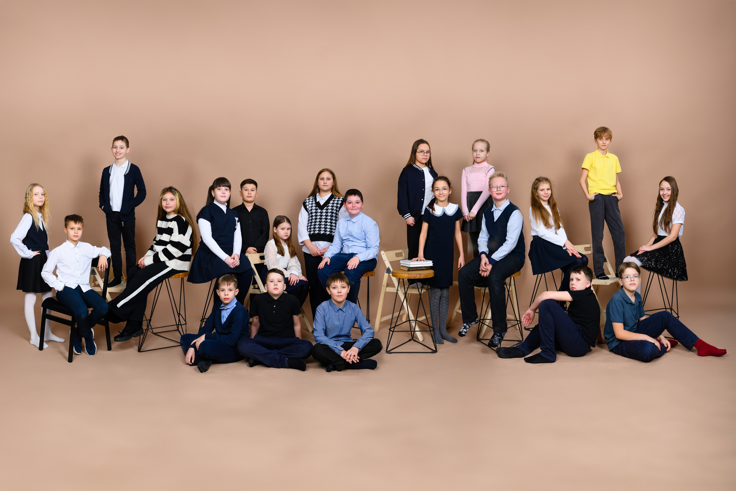 Школьная фотосессия в Томске. Студия выпускных альбомов Ольги Галкиной. Томск