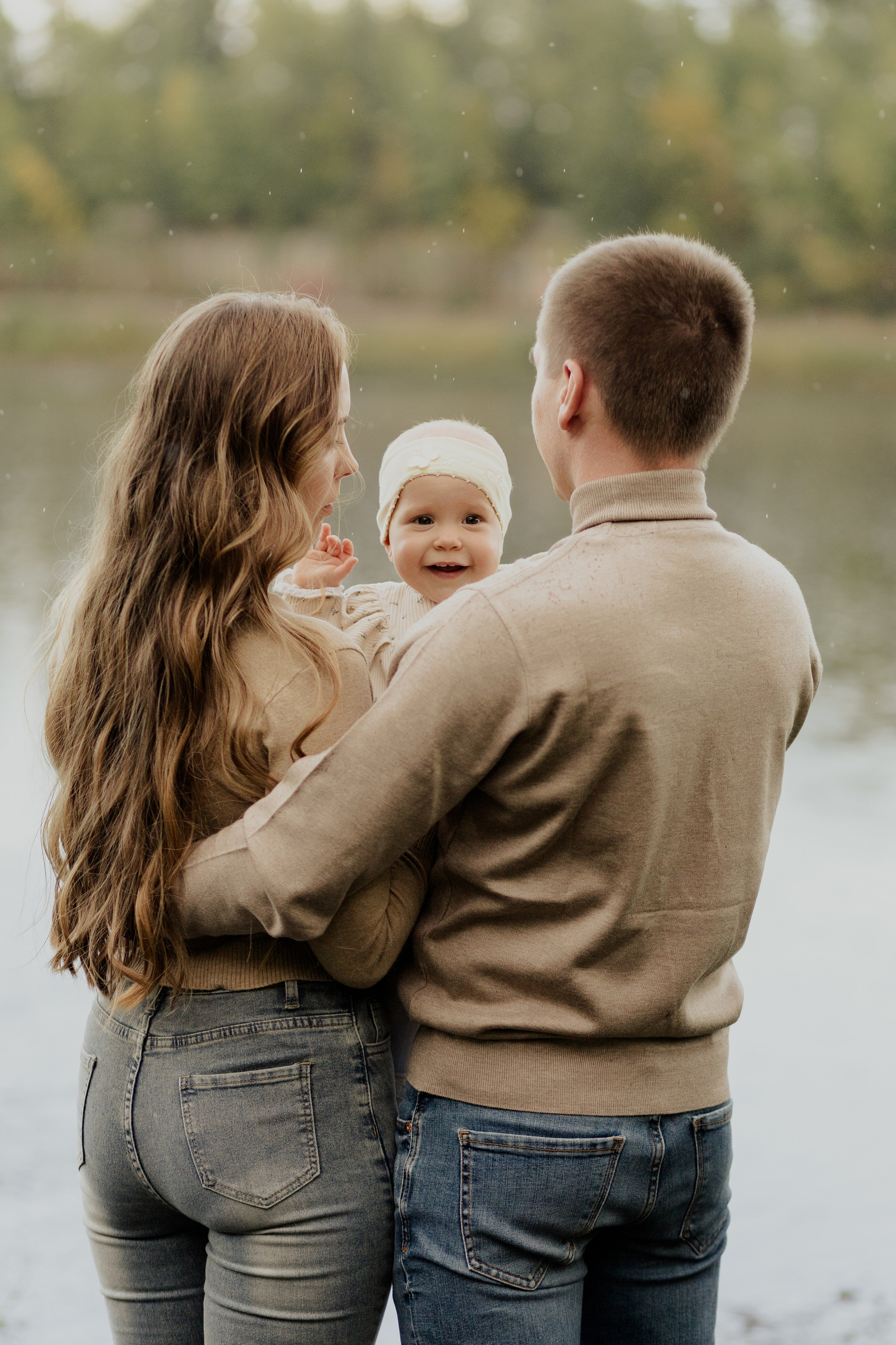 Ольга, Виталий и Мирослава. Свадебный фотограф Чайковский