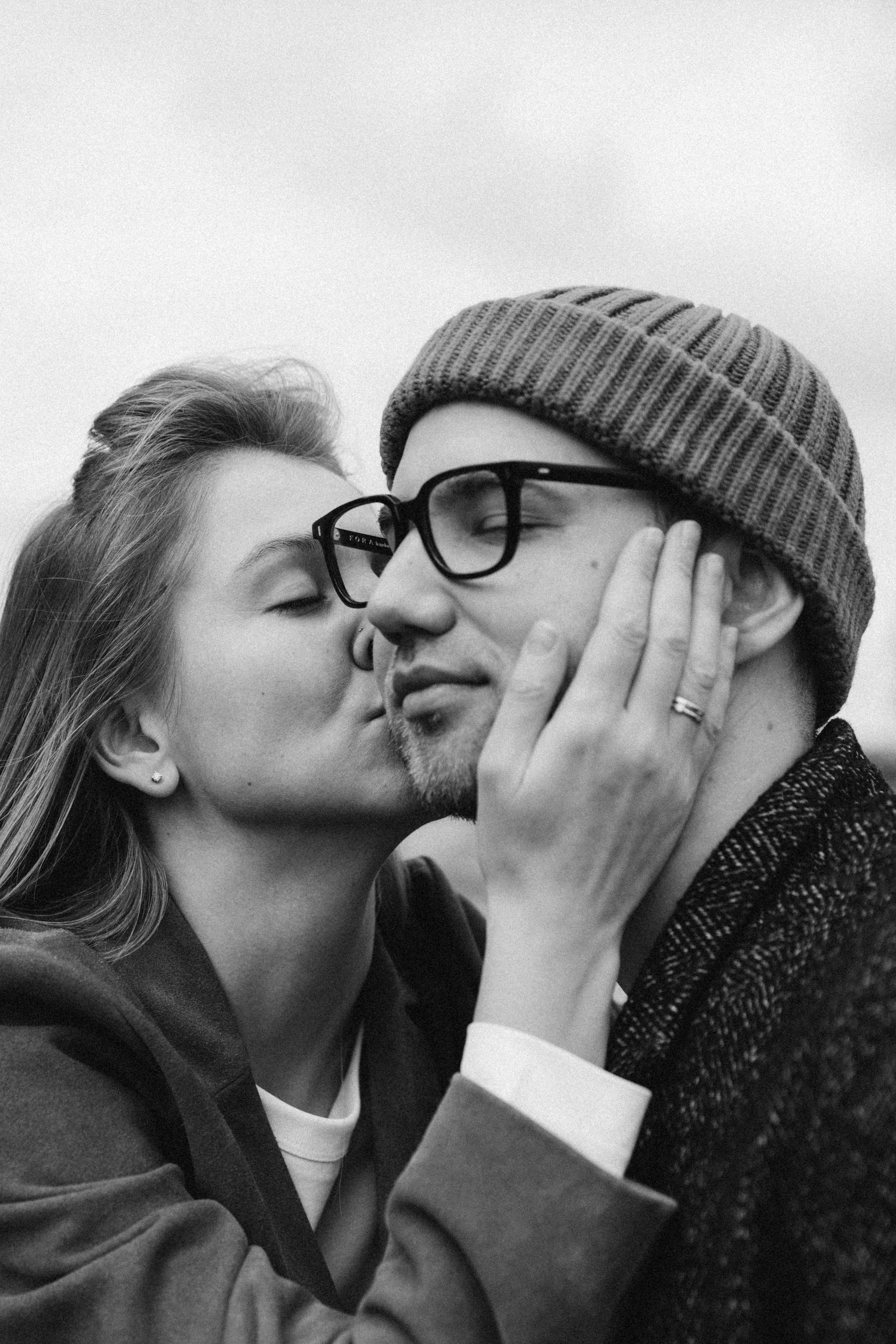 Love you a thousand times. Photographer in Paris