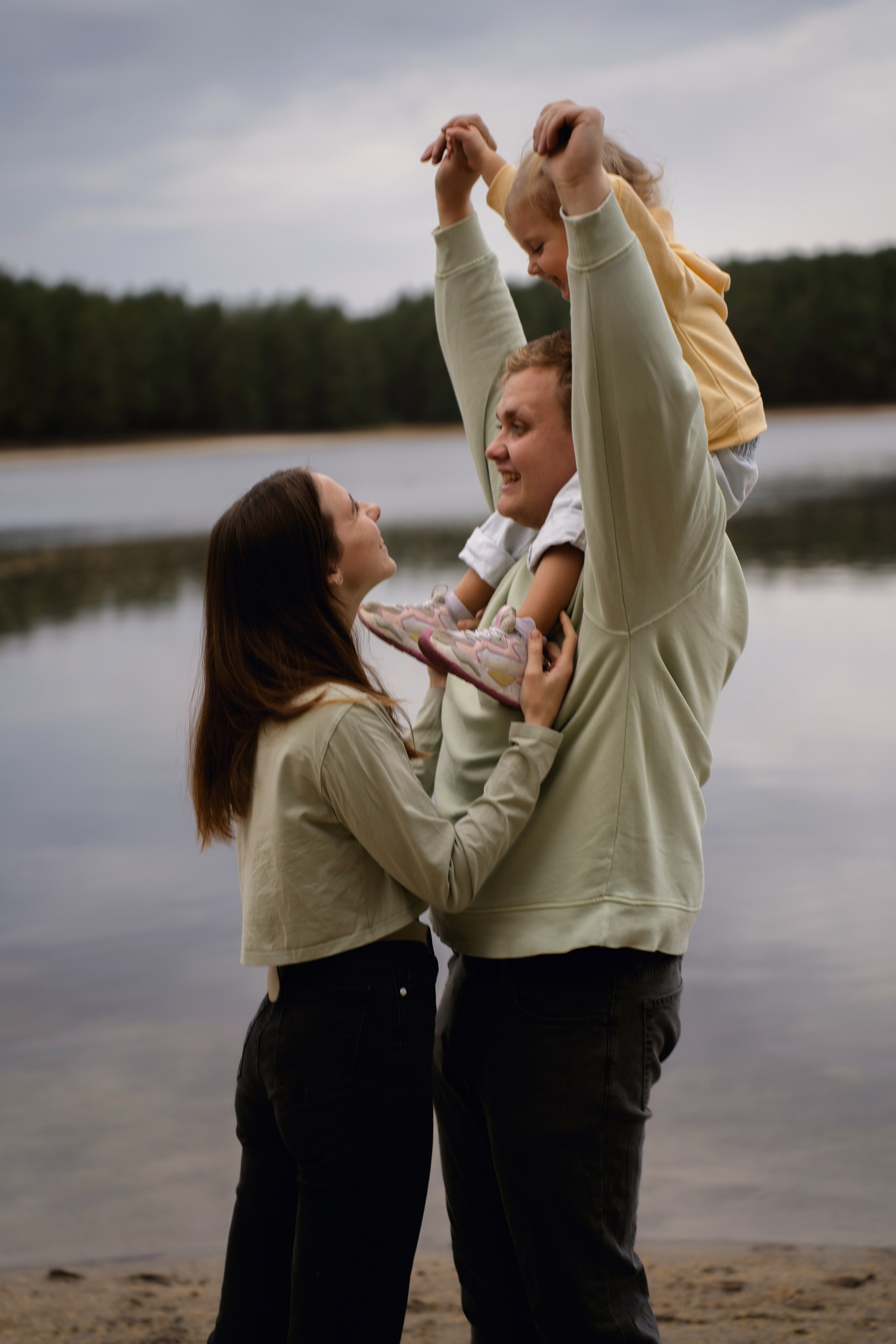 Фотосессия у озера. Яна Орехова. Фотограф в Томске