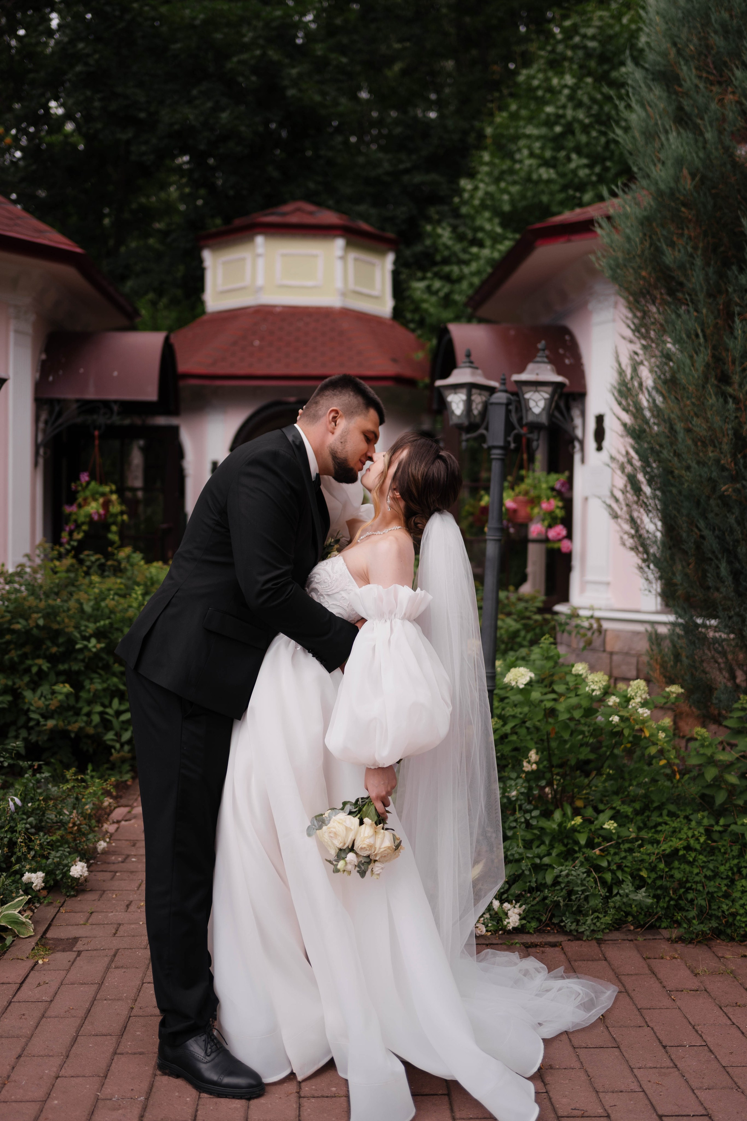 Свадебная фотосессия Арины и Радмира. Свадебный фотограф в Уфе  — Данилова Елена