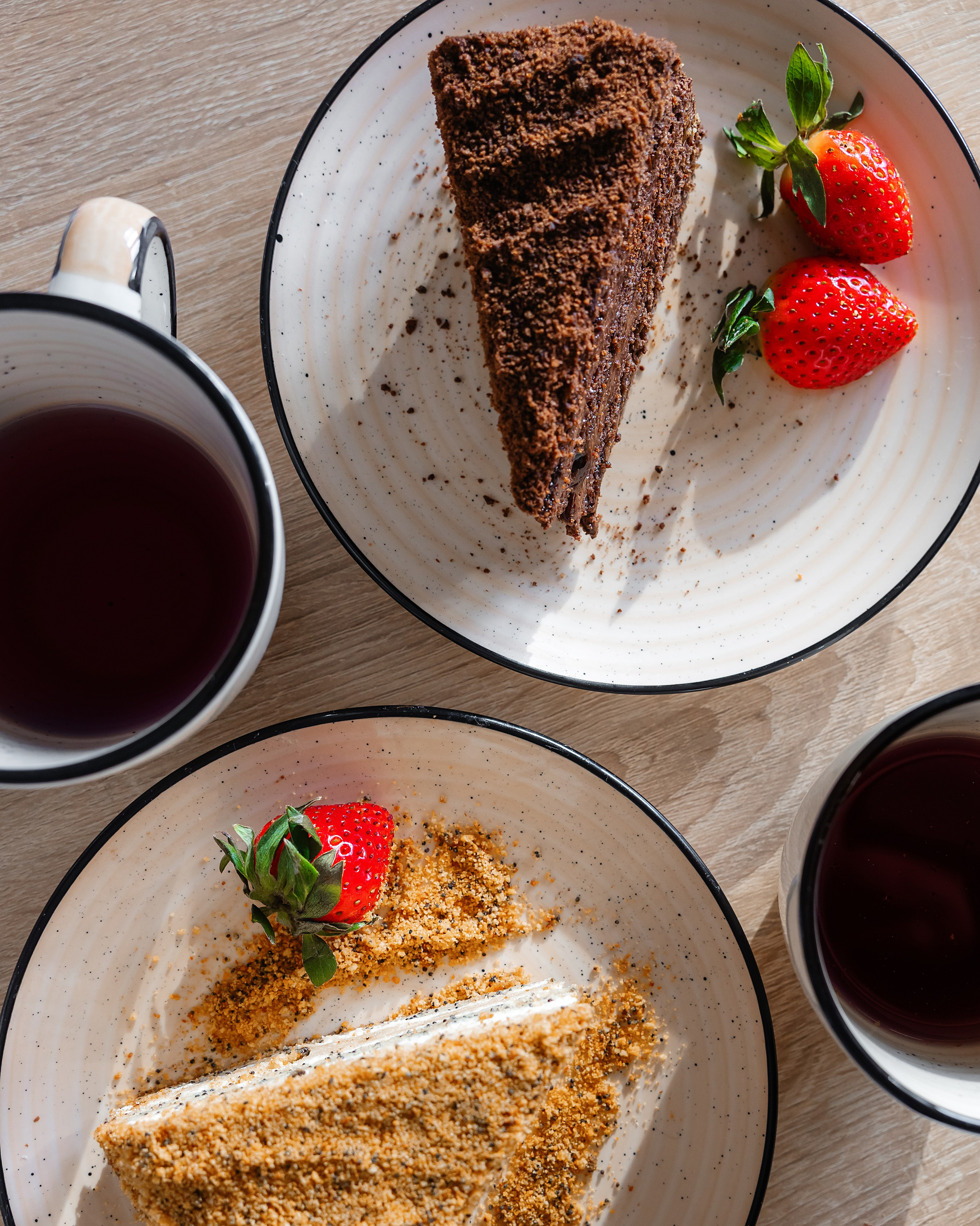 TortKlubnichka. Фотограф и видеограф в Улан-Удэ: Аюна Габагуева и Артём Шаханов