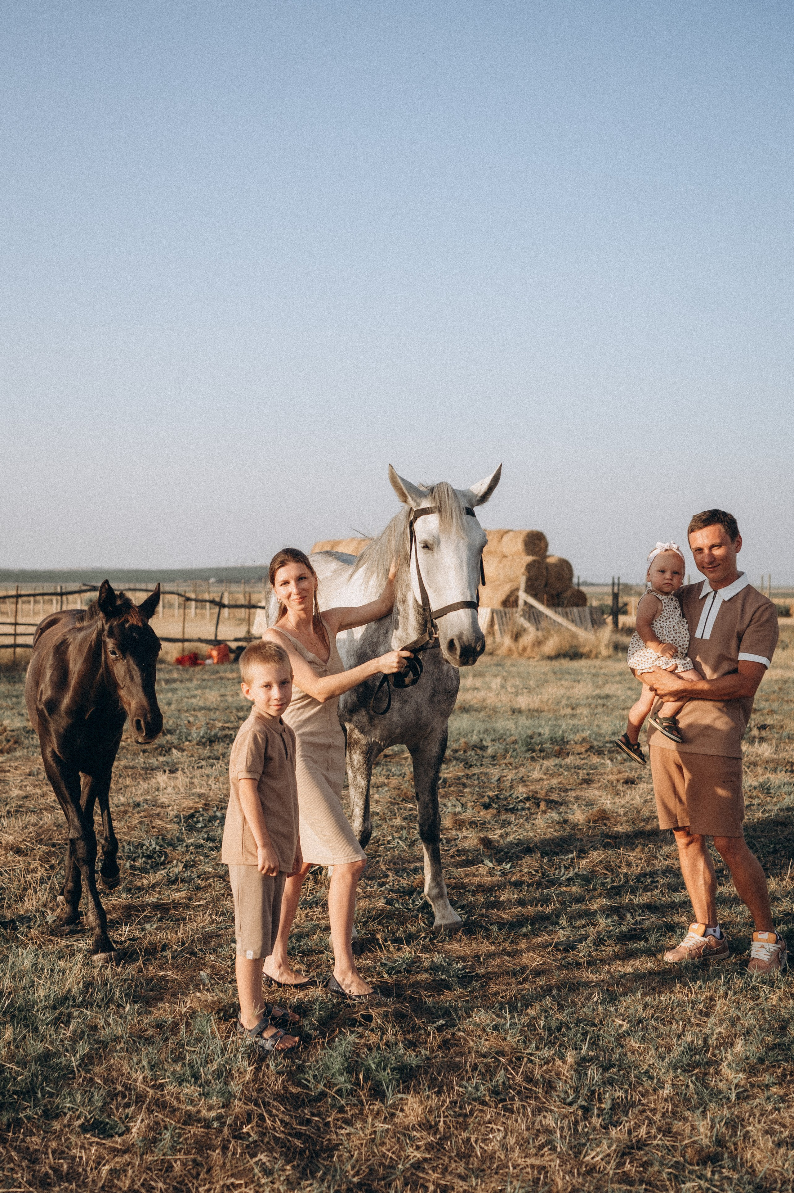 Александр, Ольга, Лева и Маша. Фотограф Горбенко Анна