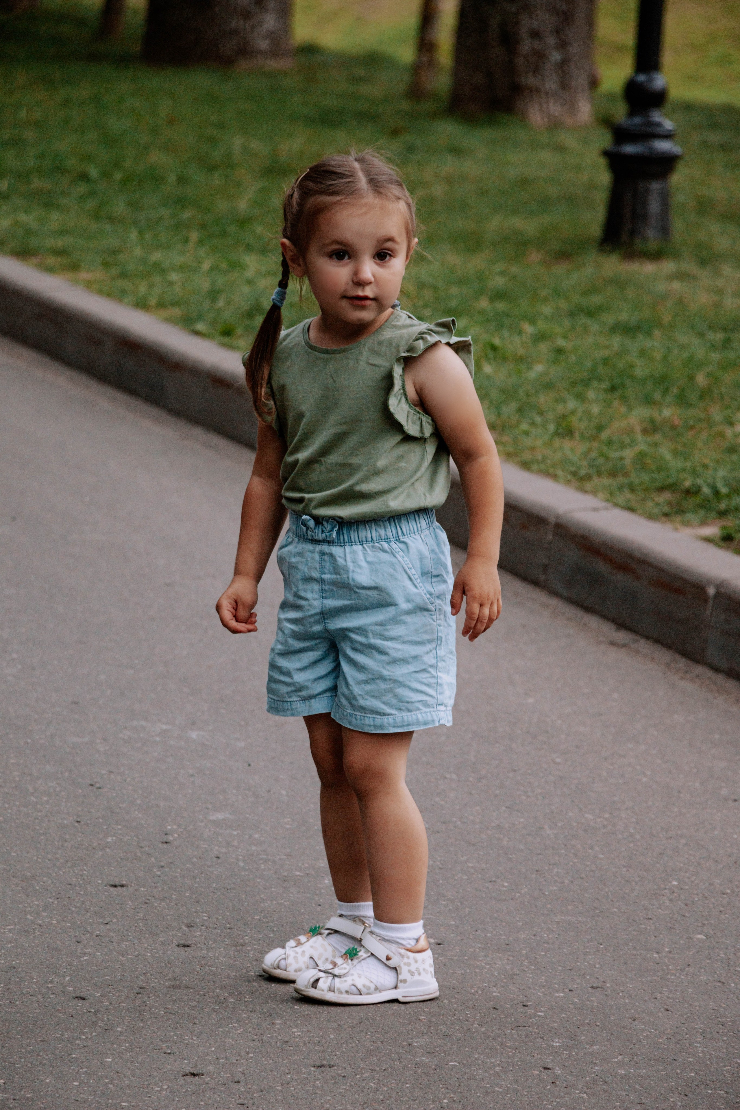 Алексей, Римма, Аннушка и Полина. Бережно сохраняю ваши чувства и истории на своих фотографиях