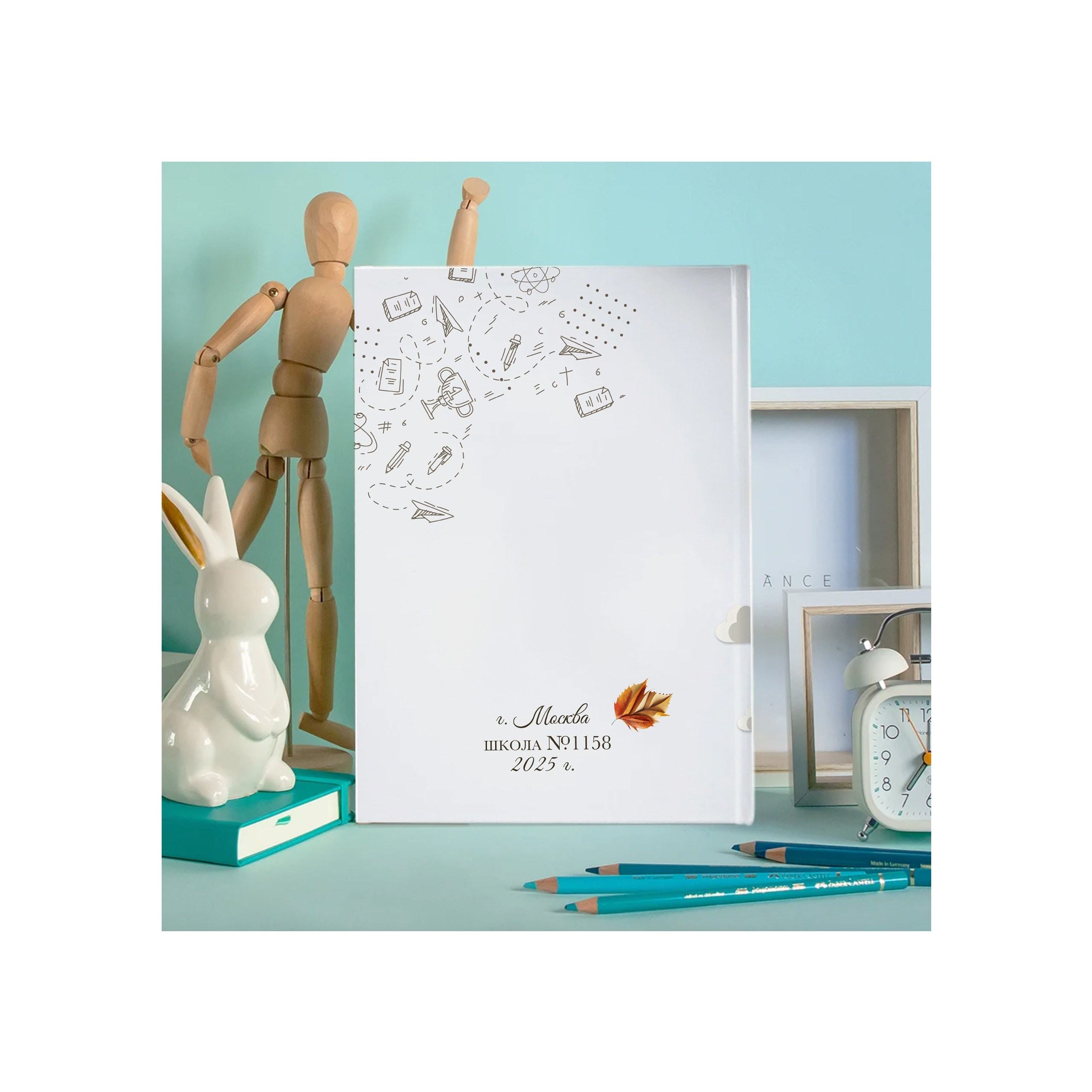 Выпускной альбом 1-4 класс за 2400 руб. на 2 разворота. Выпускной школьный альбом в Москве / Школьный фотограф Юлия Михайленко