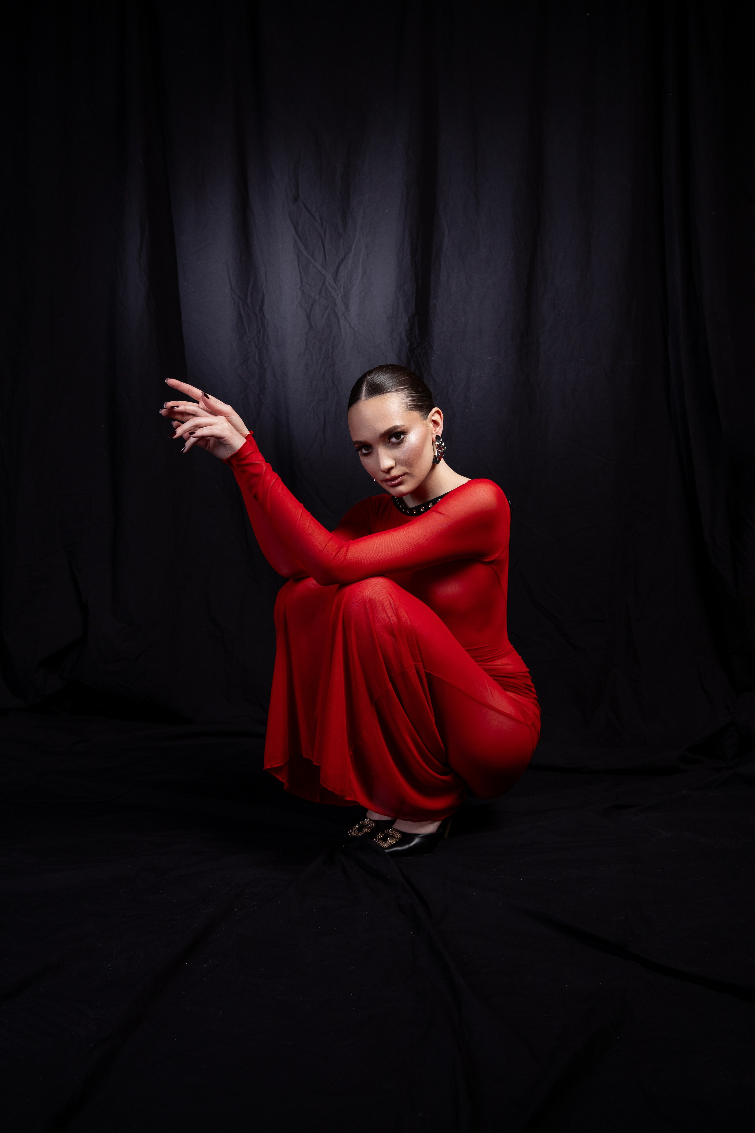 Красное платье. Валентина Похомова — профессиональный фотограф в Екатеринбурге
