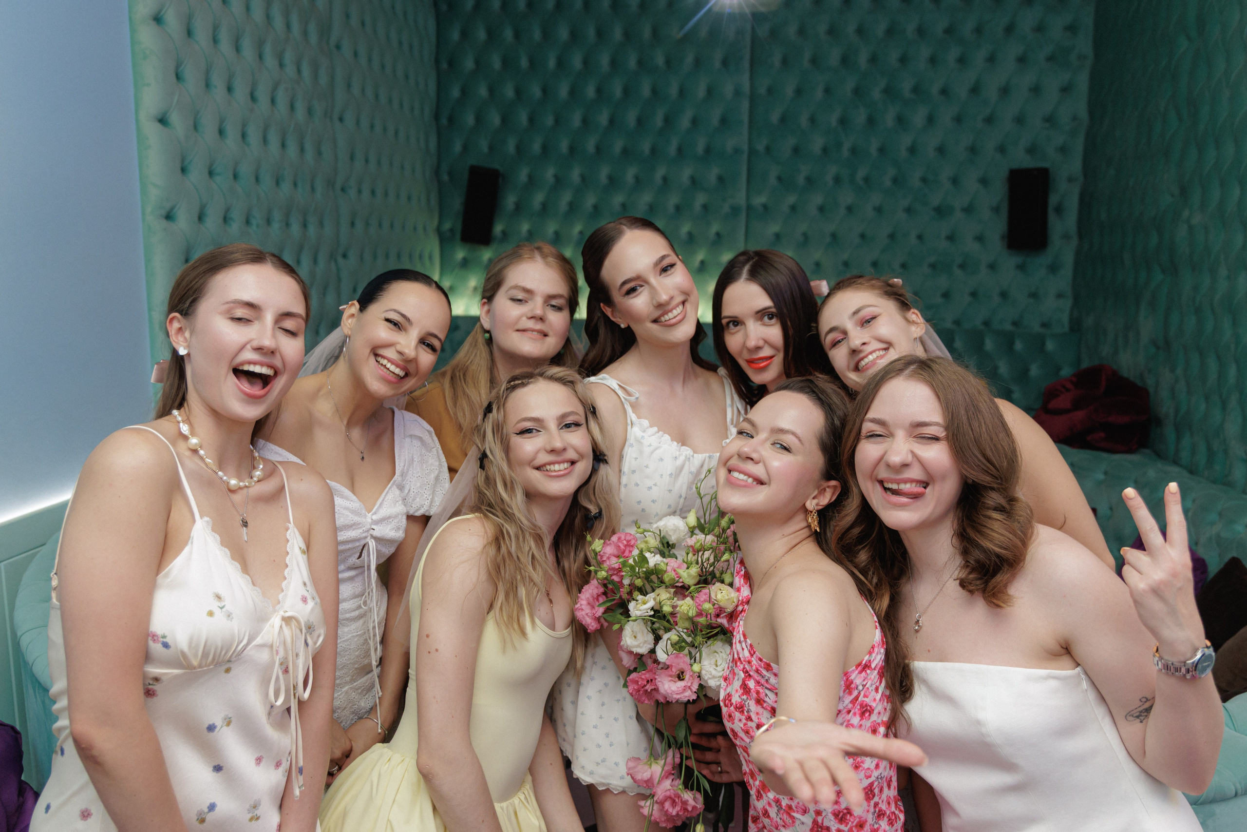 Девичник. Aleksantis