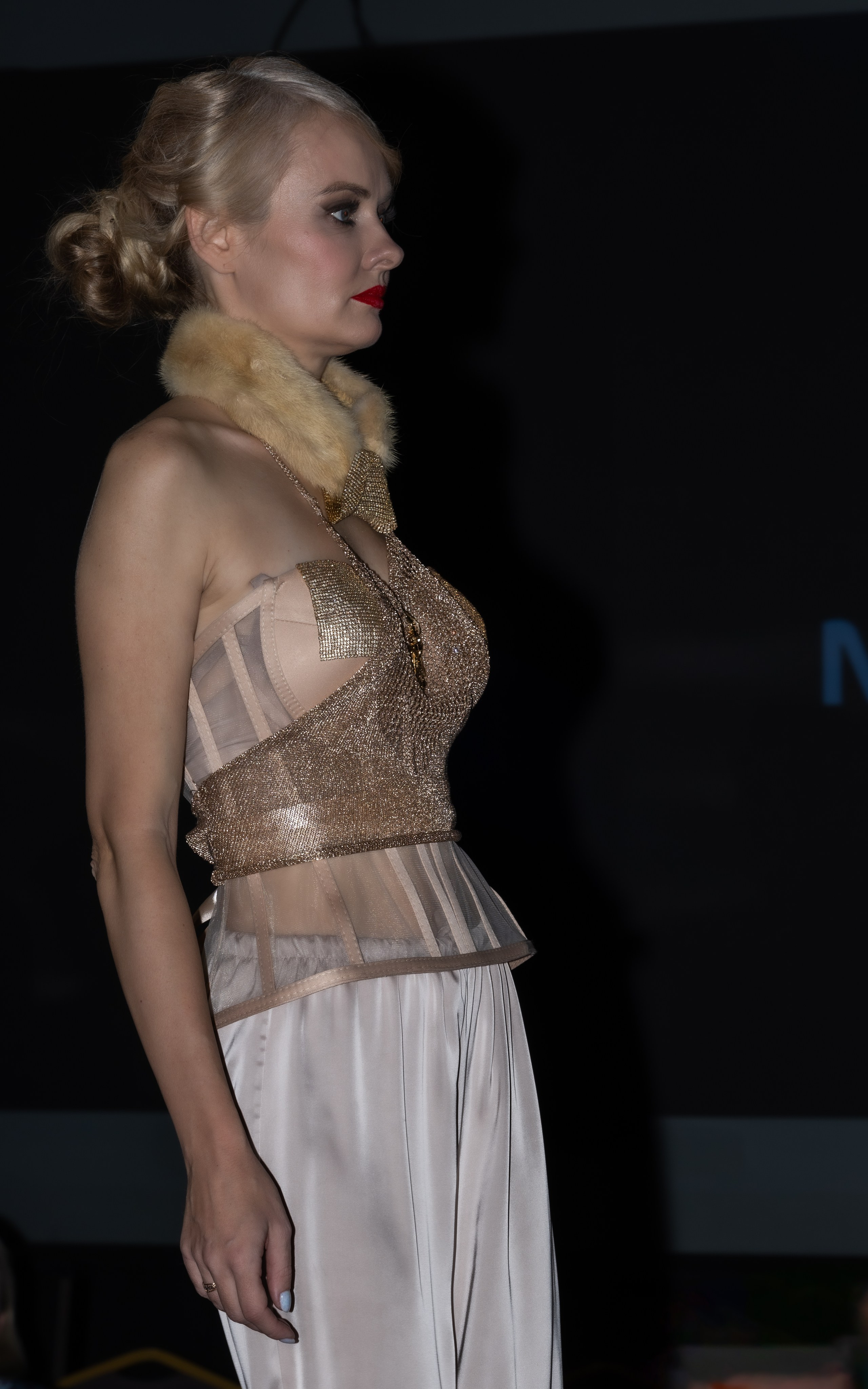 Модный показ Бренд AnyAmo на Модной волне. Студия фото, видеографии и мультимедийного дизайна в Москве Multi Frame Studio