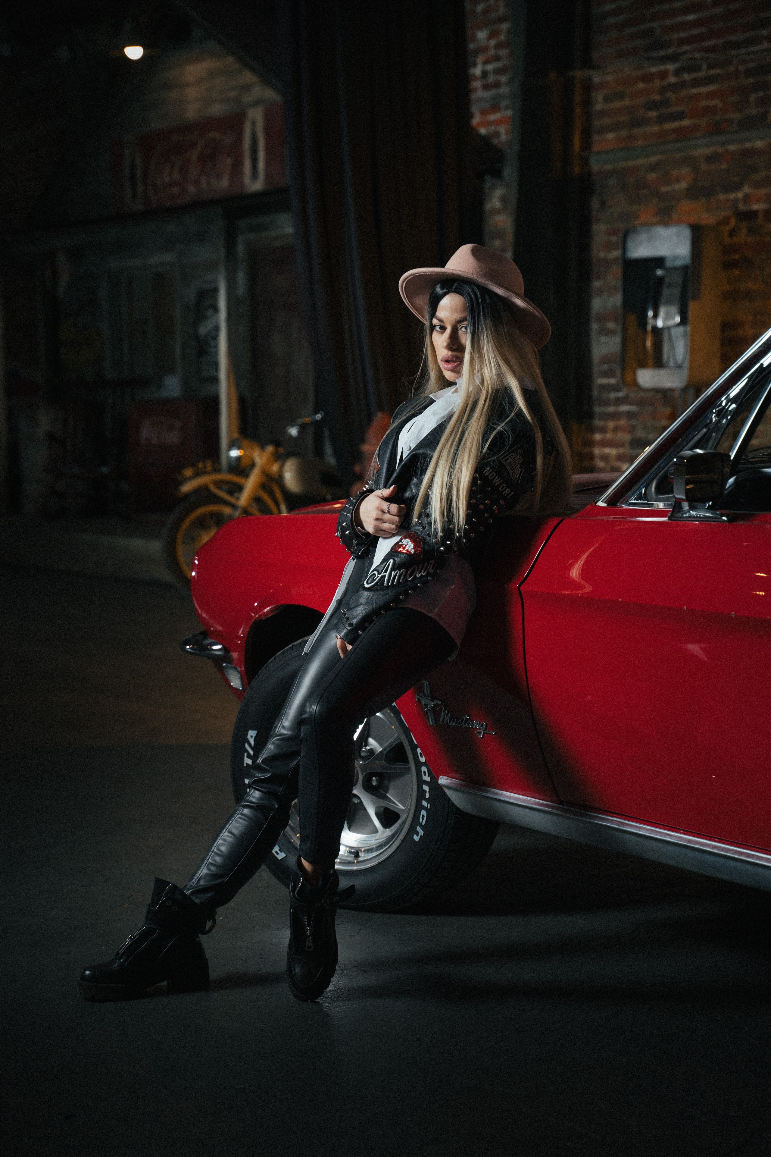 Фотосессия Ретро Cars. Свадебный и портретный фотограф в Москве Гудумак Евгений