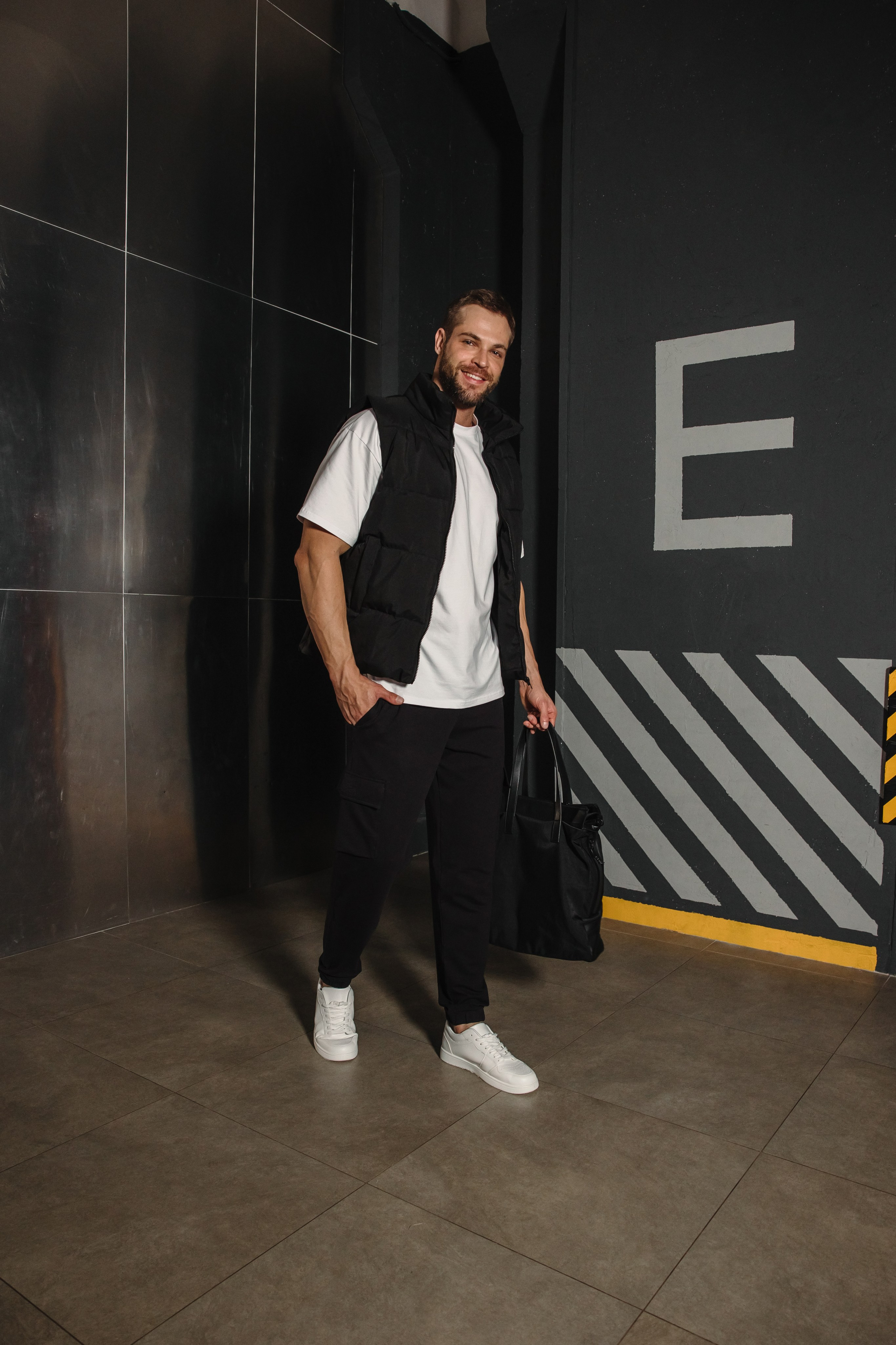 Одежда LAINA для Wildberries. Контент фотограф в Москве и области Елена Кулакова