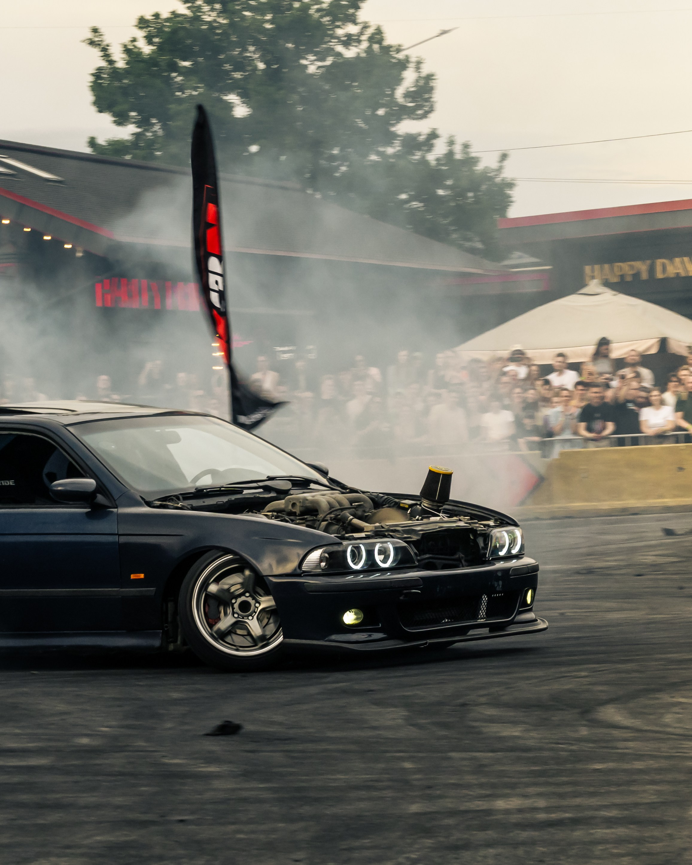 TURBO NIGHT. Opasnophoto