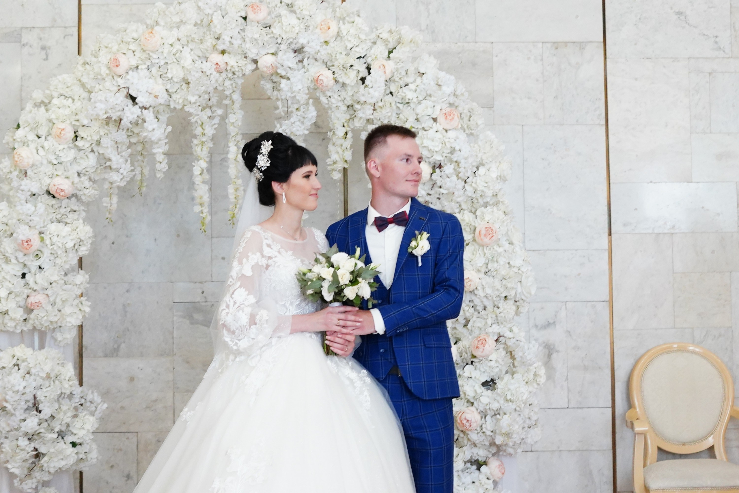 Макс и Анна. MEMENTO.Выпускные альбомы, школьные, юбилейные и другие книги. Ростов-на-Дону