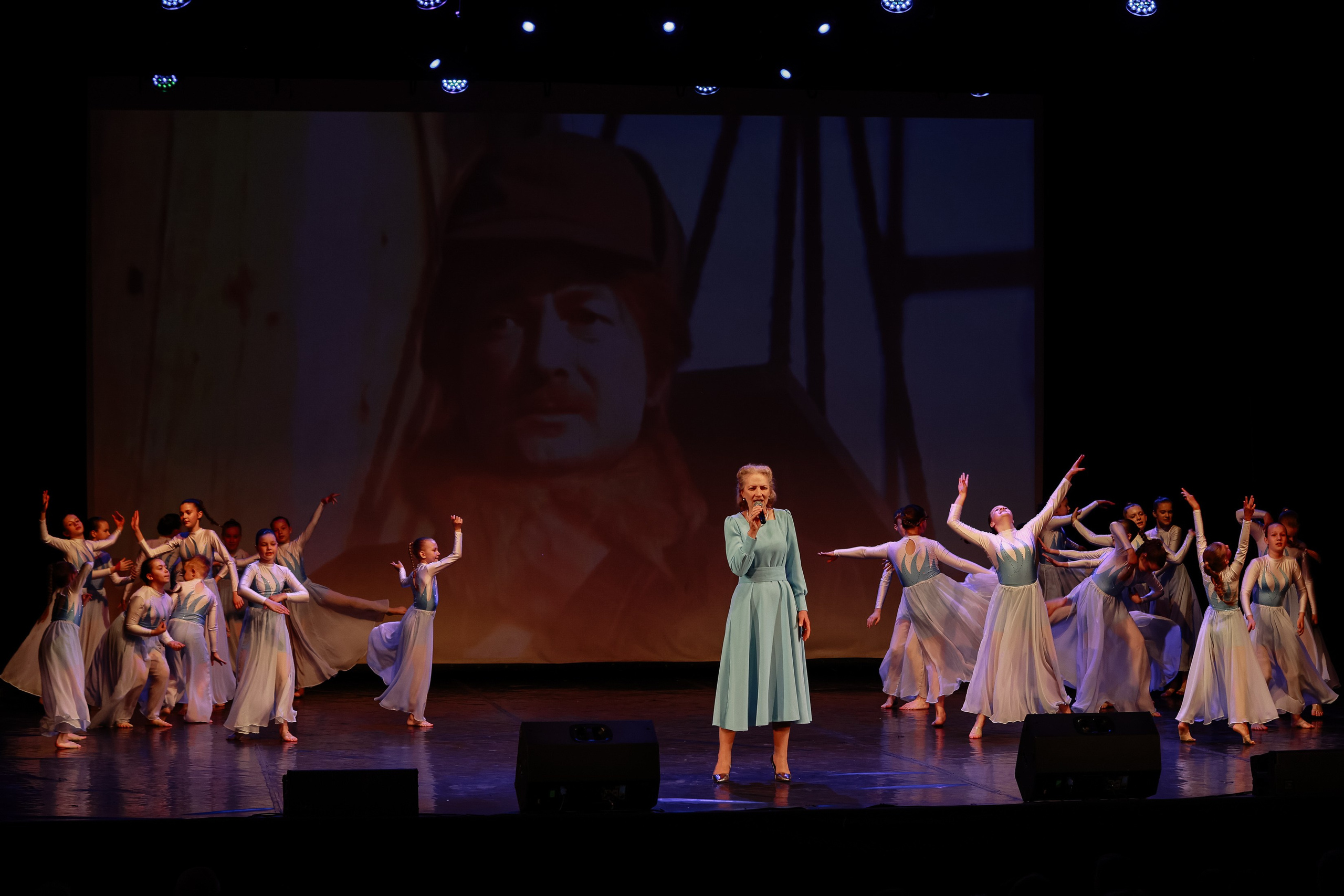 Победный май _Праздничный конценрт. Фотограф Юлия Мальцева