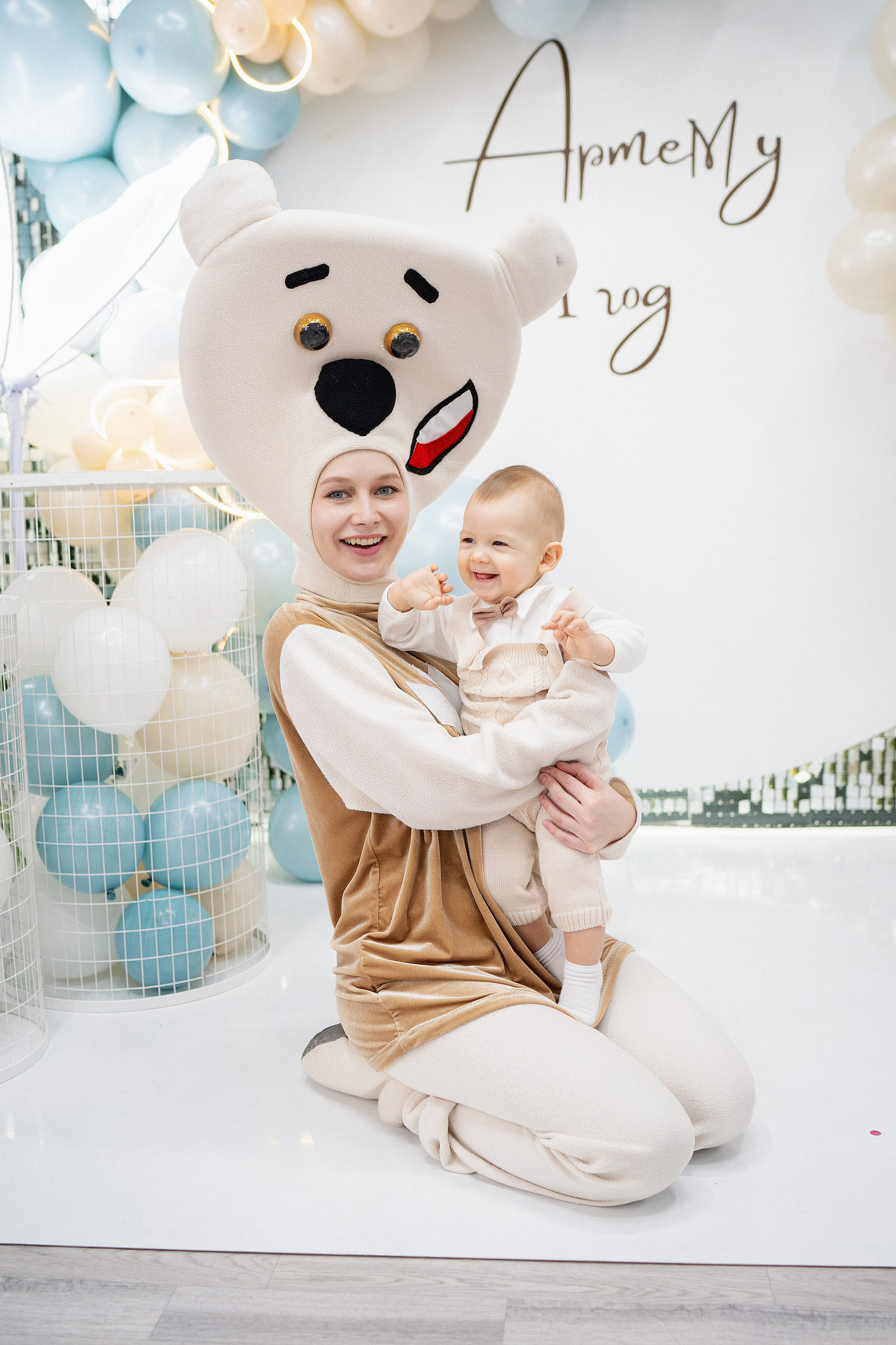 Годик Артёму. Фотограф на Крещение и Венчание в Красноярске Рамазанова Юлия