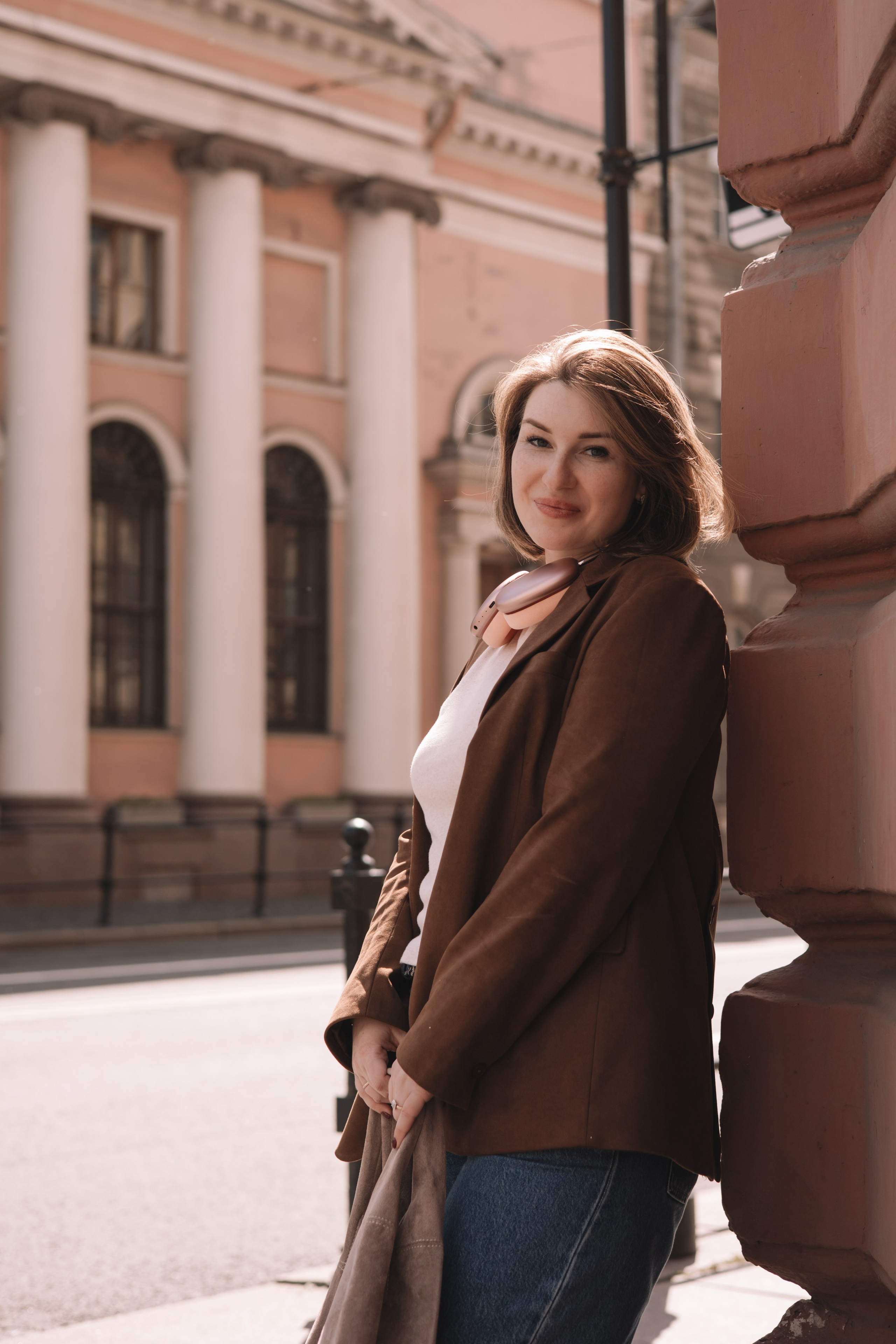 Елена. Семейный фотограф в Санкт-Петербурге. Запечатление мгновений и ярких воспоминаний в Вашей жизни
