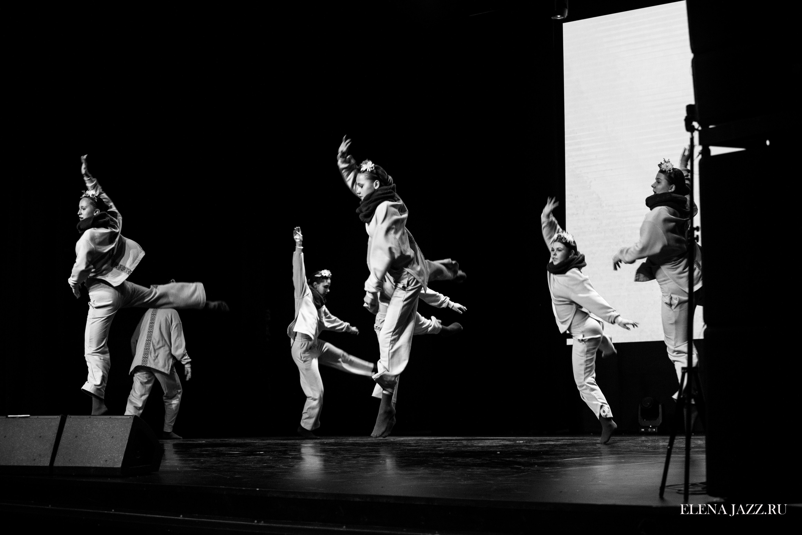 Концерт танцевального коллектива. Репортажный фотограф Елена Джаз в Москва
