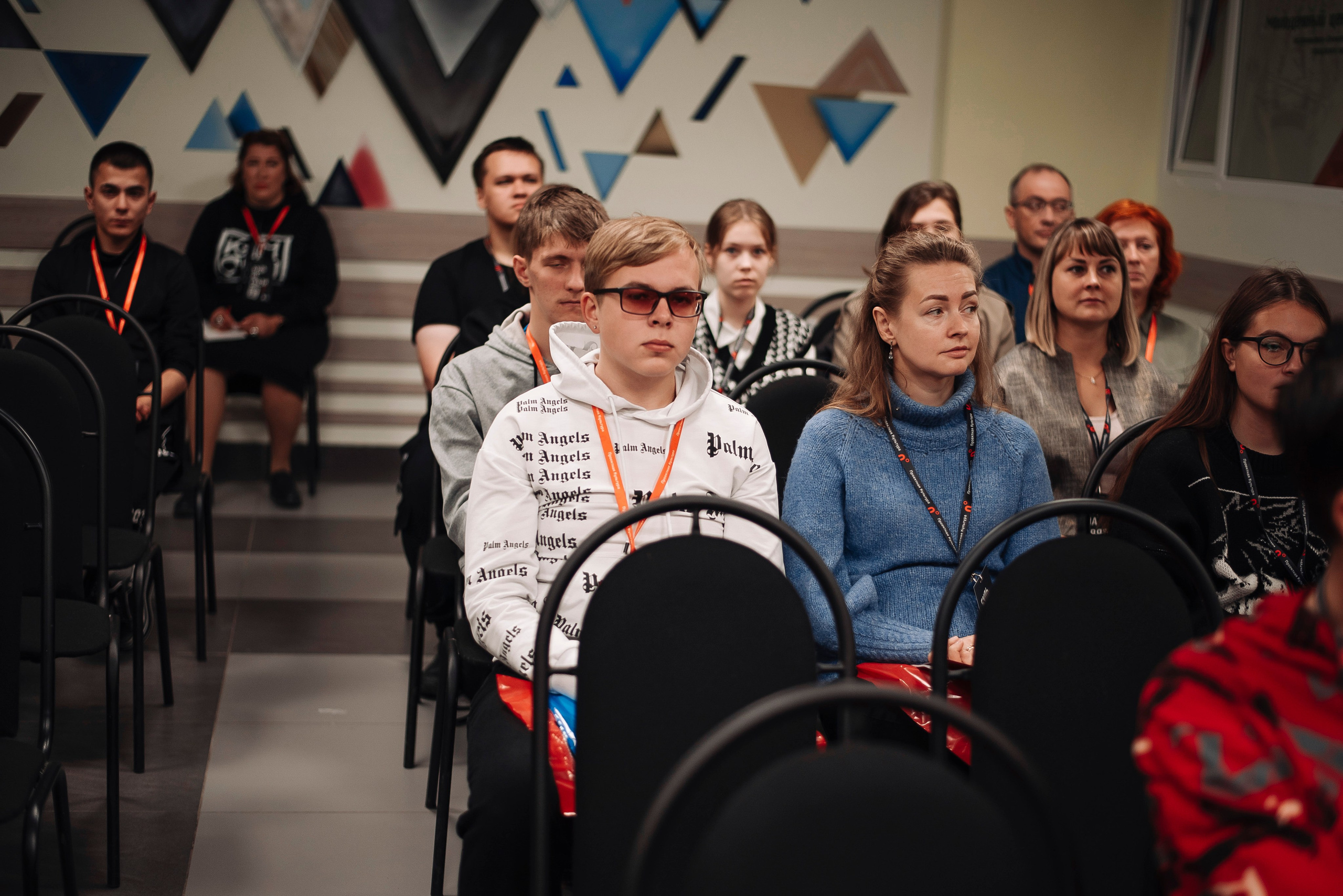 Проектная молодежь. Ваш фотограф в г. Петропавловске-Камчатском Арина Алексеева