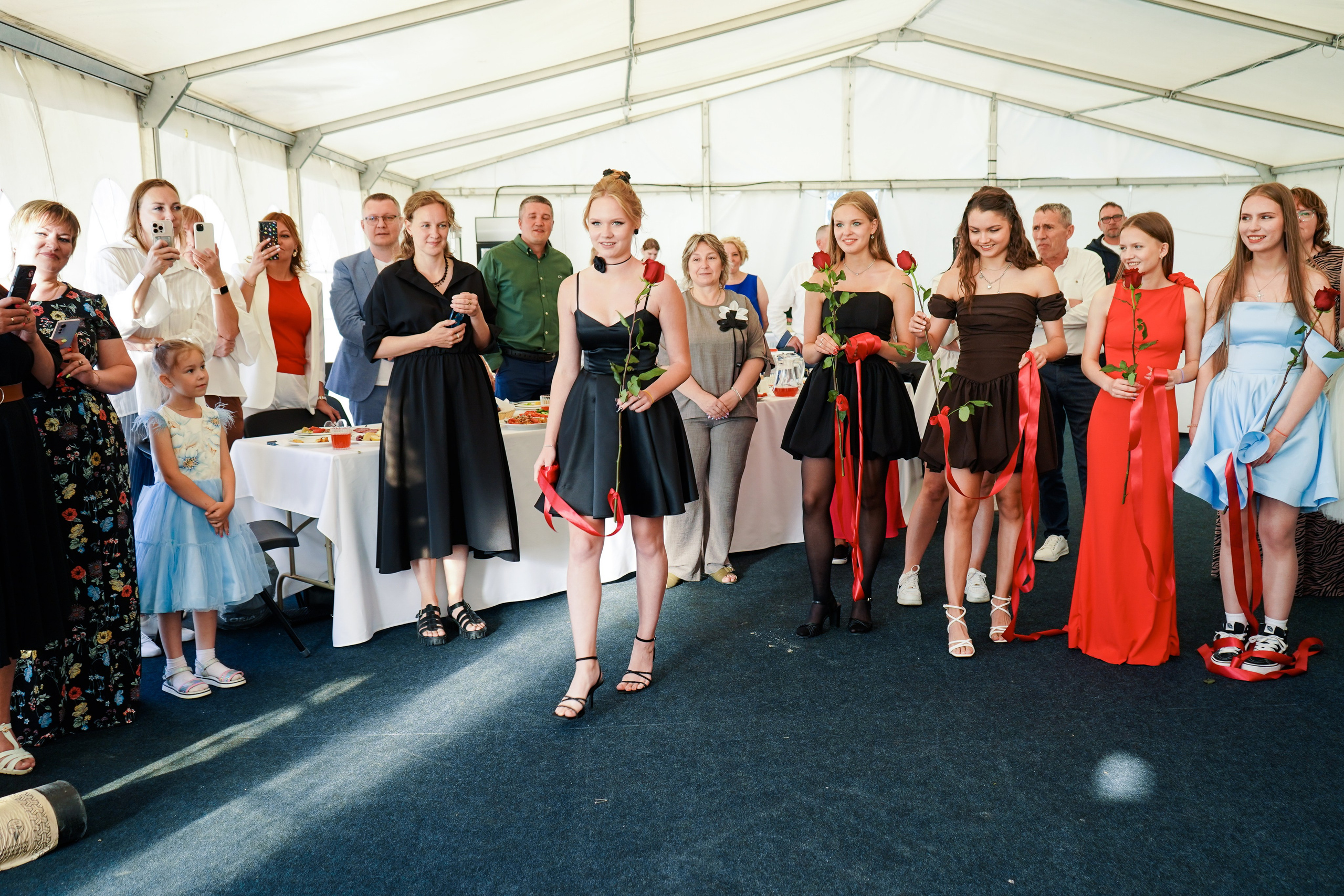 Выпускной 9 класса школа 19 в Коматек. Семейный и портретный фотограф в Екатеринбурге Анна Лобанова