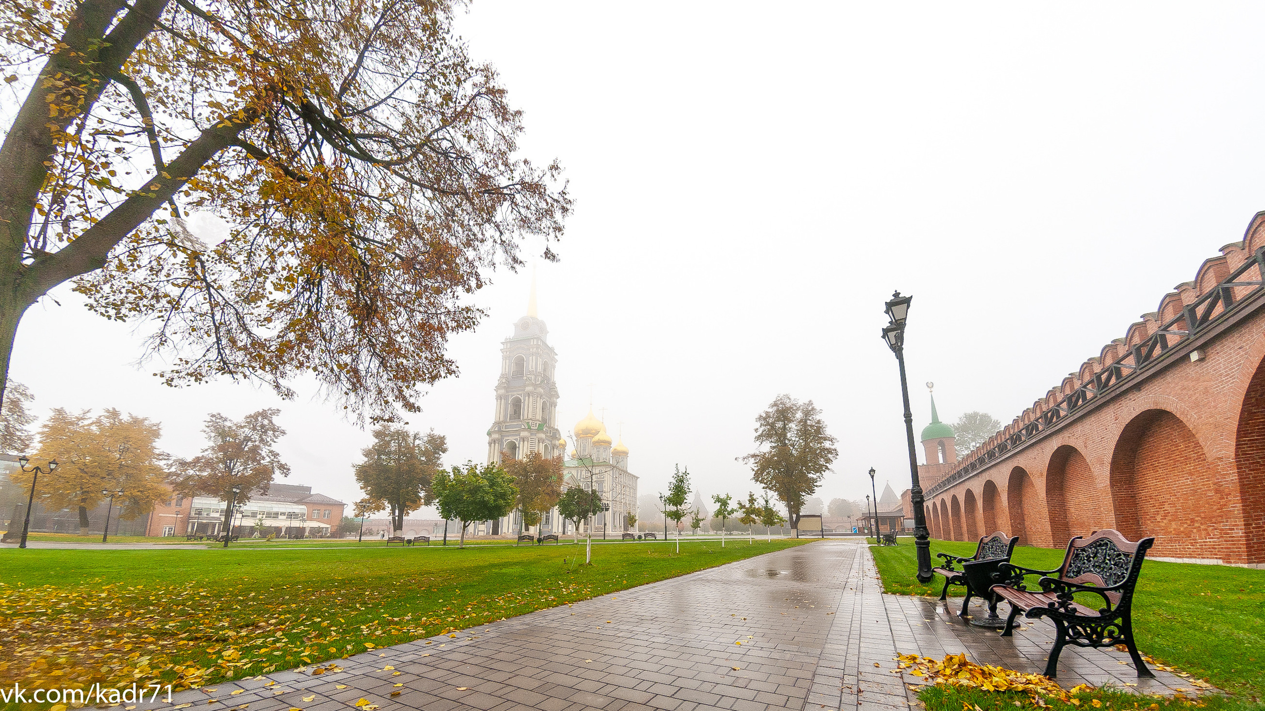 Тульский кремль осень (старенький 5Д и зенитар). Фотограф в Туле Крупский АнДРей. Фотостудия «КАДР71» в Туле