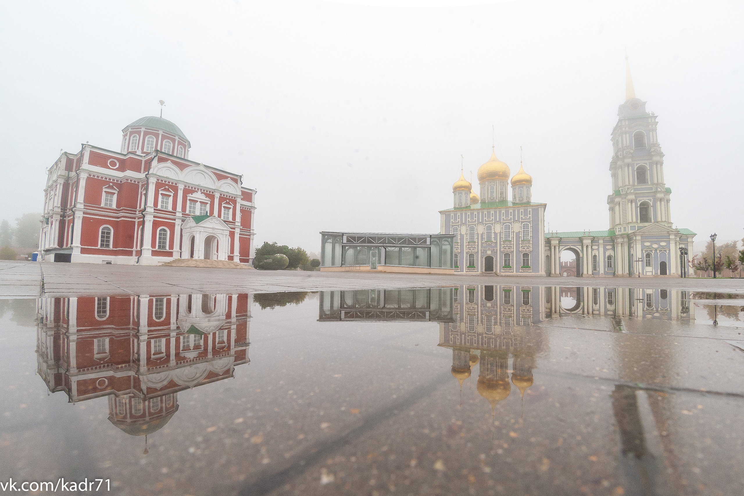 Тульский кремль осень (старенький 5Д и зенитар). Фотограф в Туле Крупский АнДРей. Фотостудия «КАДР71» в Туле