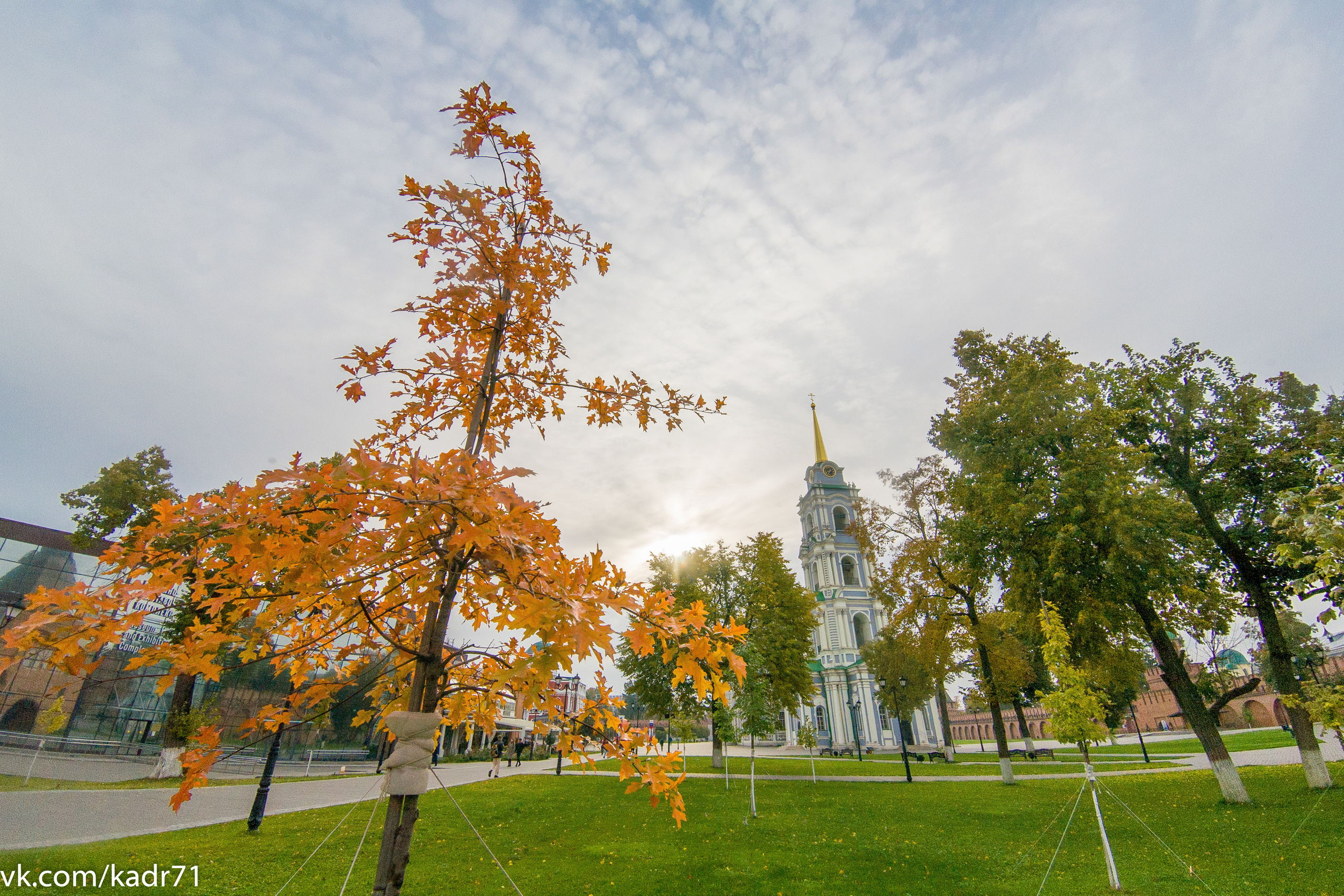 Тульский кремль осень (старенький 5Д и зенитар). Фотограф в Туле Крупский АнДРей. Фотостудия «КАДР71» в Туле