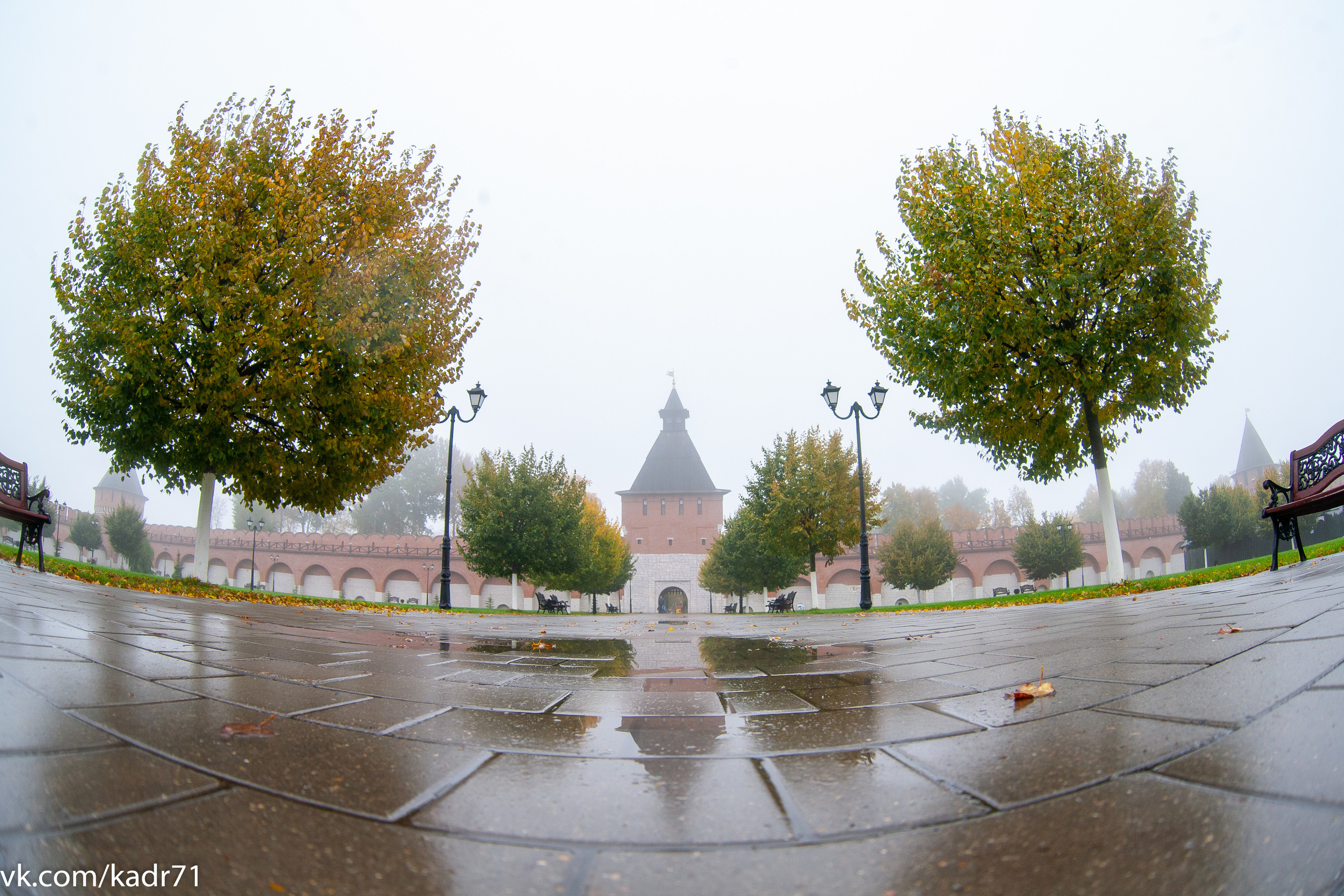 Тульский кремль осень (старенький 5Д и зенитар). Фотограф в Туле Крупский АнДРей. Фотостудия «КАДР71» в Туле