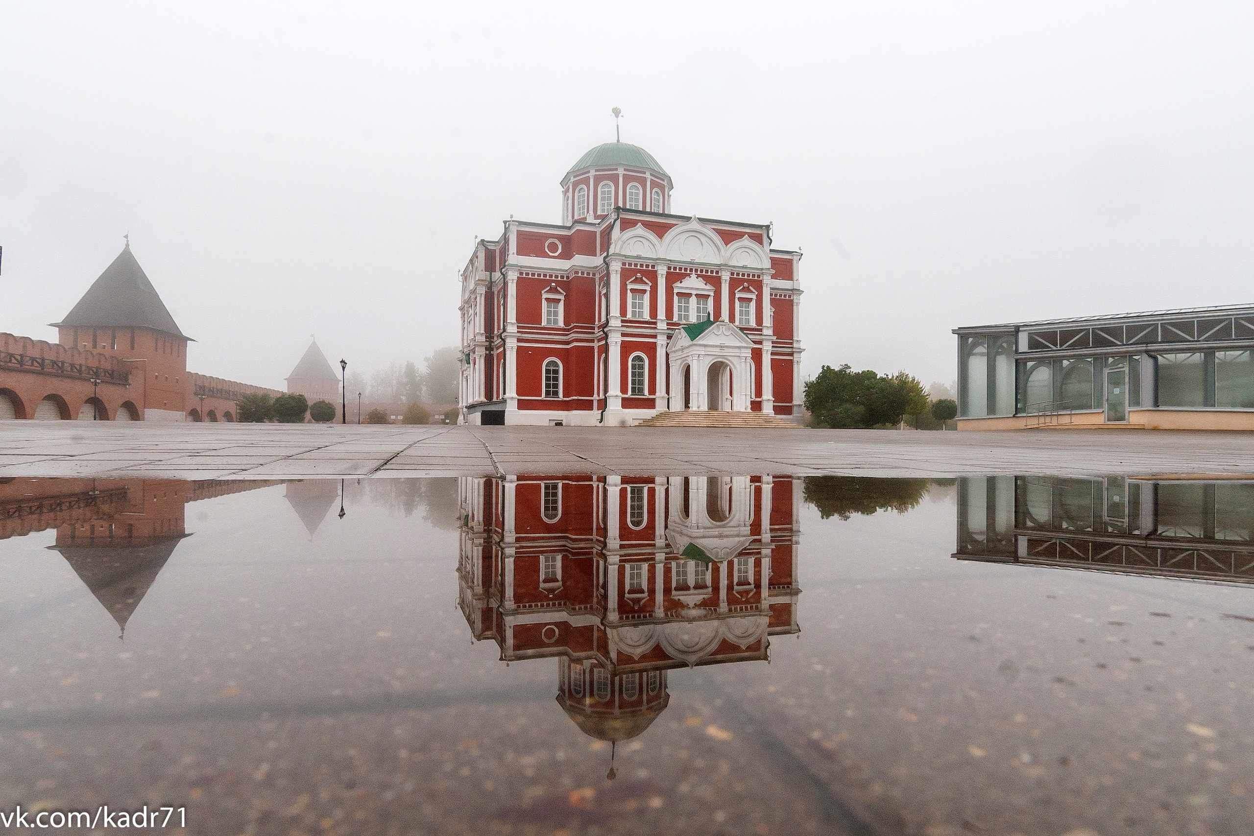 Тульский кремль осень (старенький 5Д и зенитар). Фотограф в Туле Крупский АнДРей. Фотостудия «КАДР71» в Туле