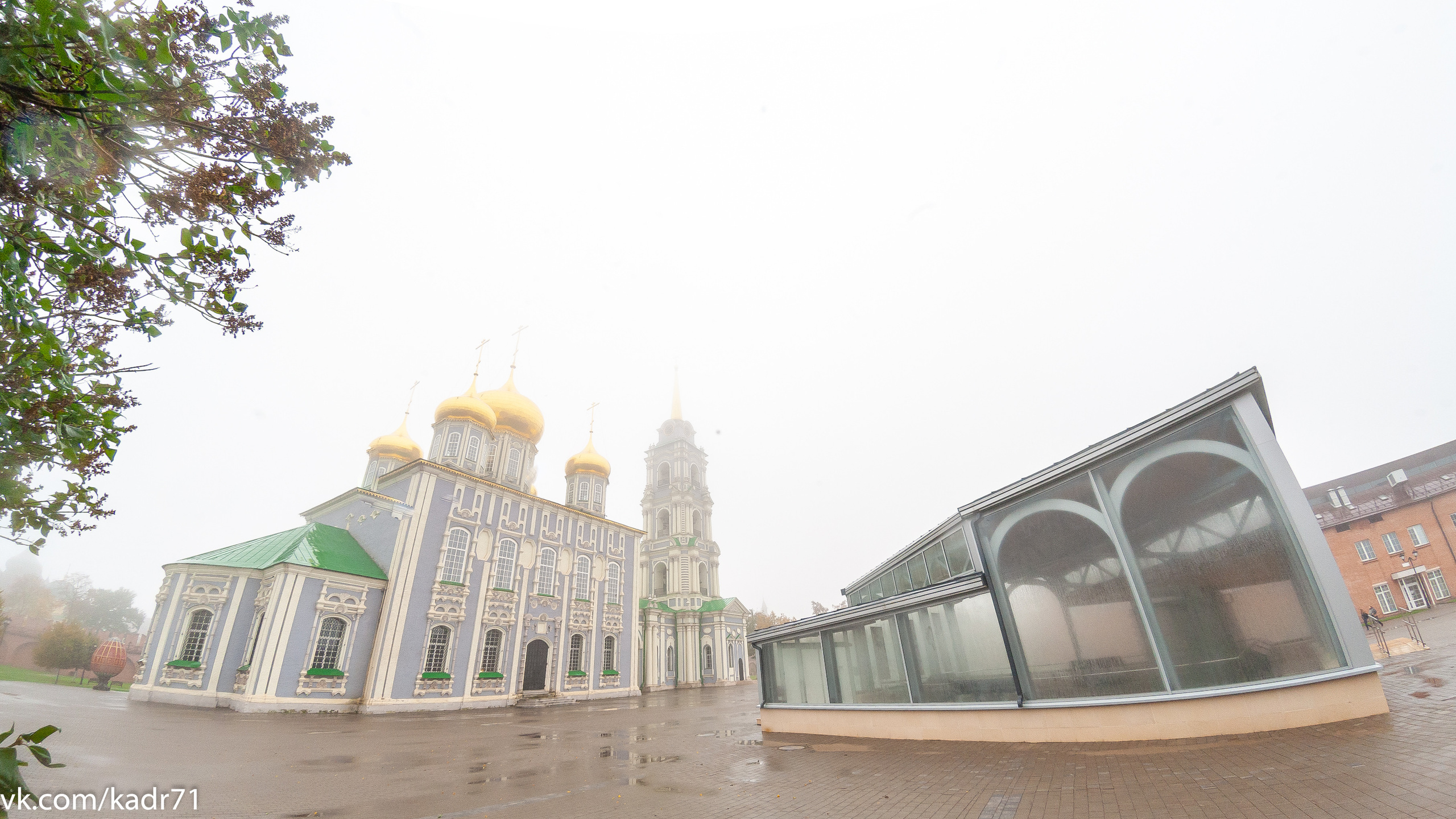 Тульский кремль осень (старенький 5Д и зенитар). Фотограф в Туле Крупский АнДРей. Фотостудия «КАДР71» в Туле