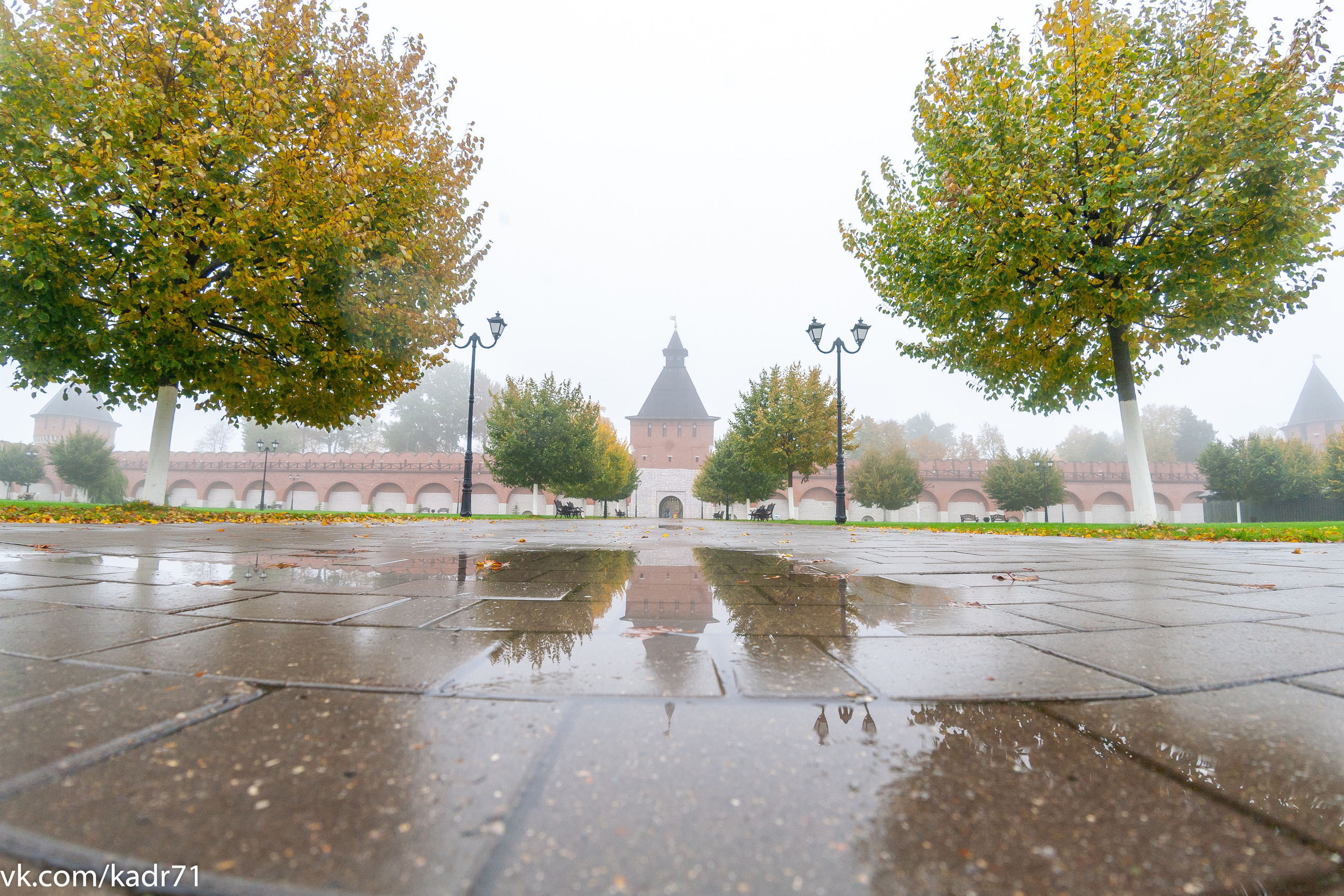 Тульский кремль осень (старенький 5Д и зенитар). Фотограф в Туле Крупский АнДРей. Фотостудия «КАДР71» в Туле