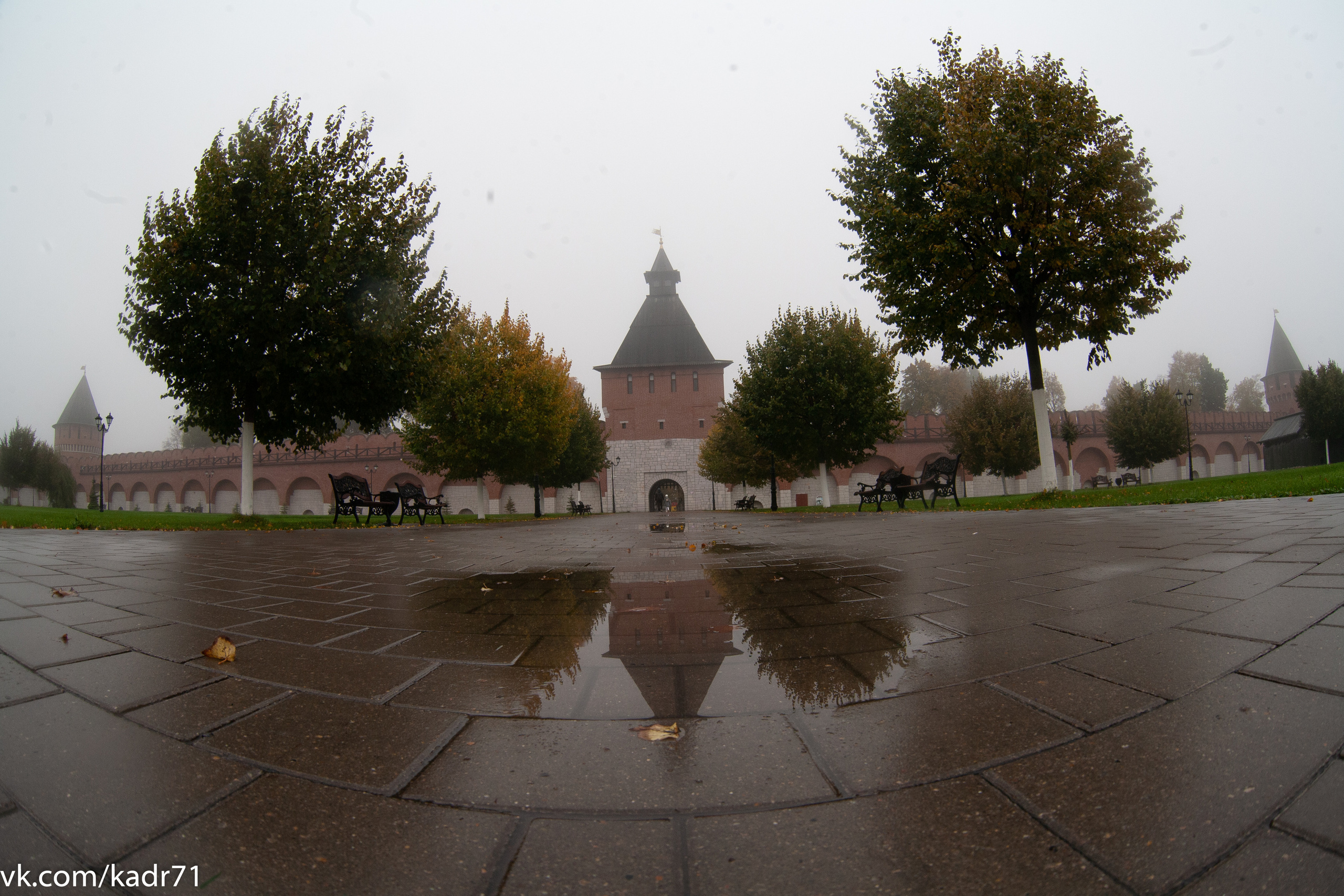 Тульский кремль осень (старенький 5Д и зенитар). Фотограф в Туле Крупский АнДРей. Фотостудия «КАДР71» в Туле