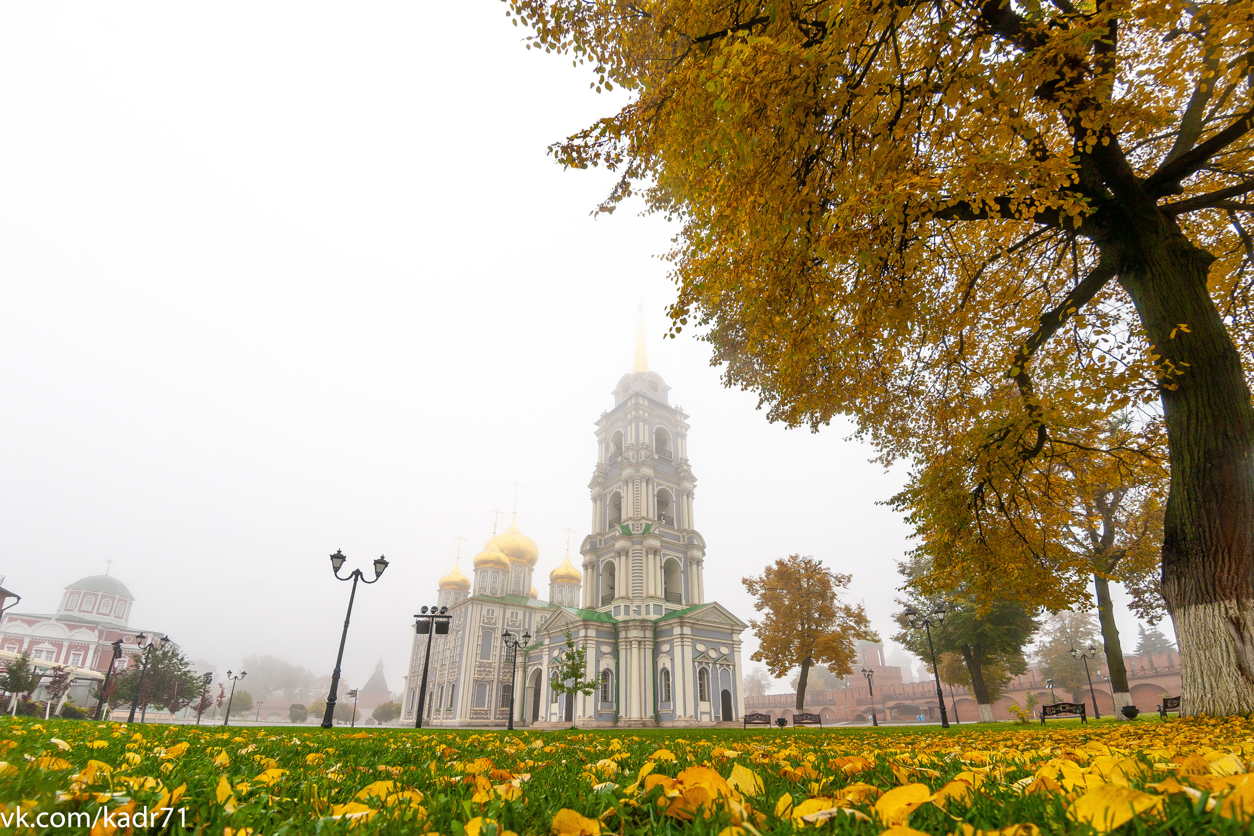 Тульский кремль осень (старенький 5Д и зенитар). Фотограф в Туле Крупский АнДРей. Фотостудия «КАДР71» в Туле